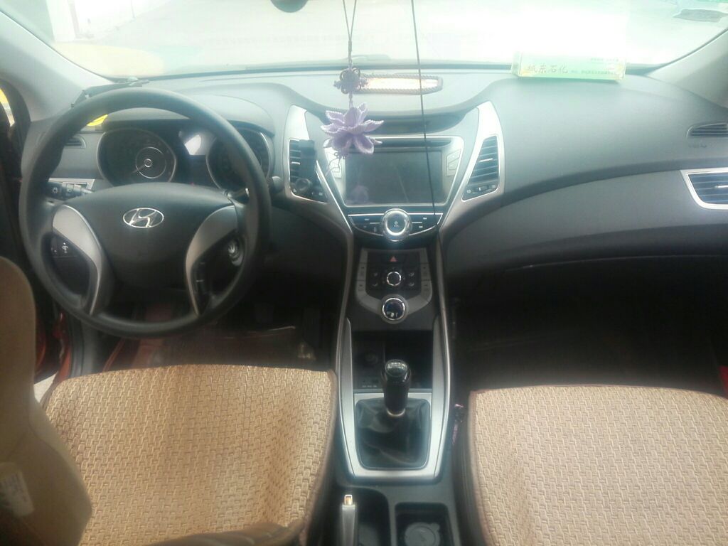 现代朗动 2011款 1.6l 手动舒适型
