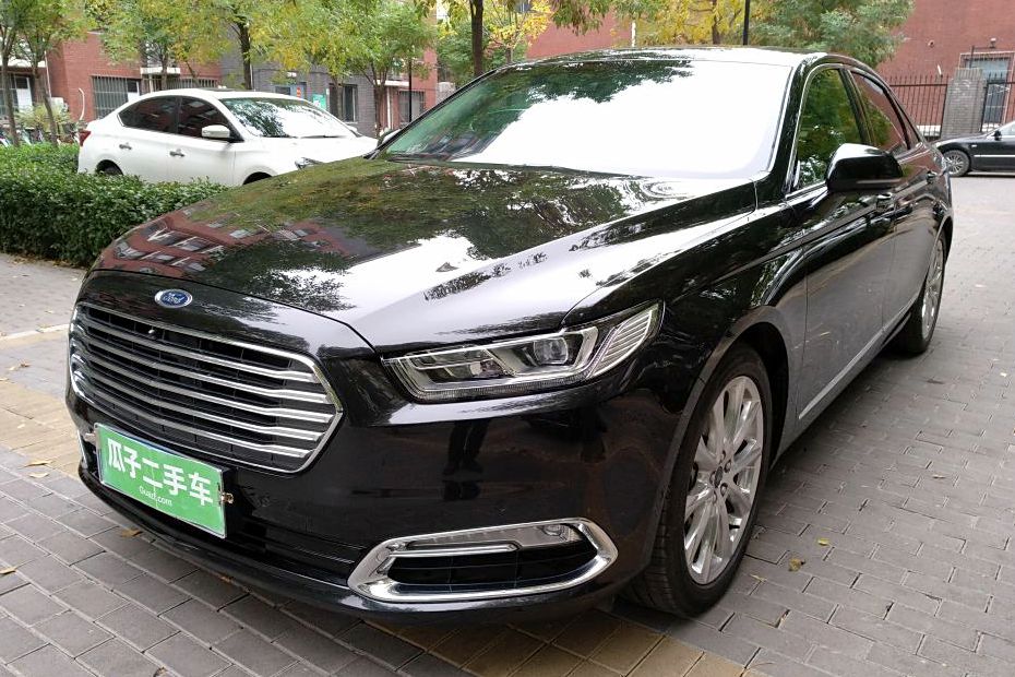 福特金牛座 2015款 ecoboost 325 v6旗舰型