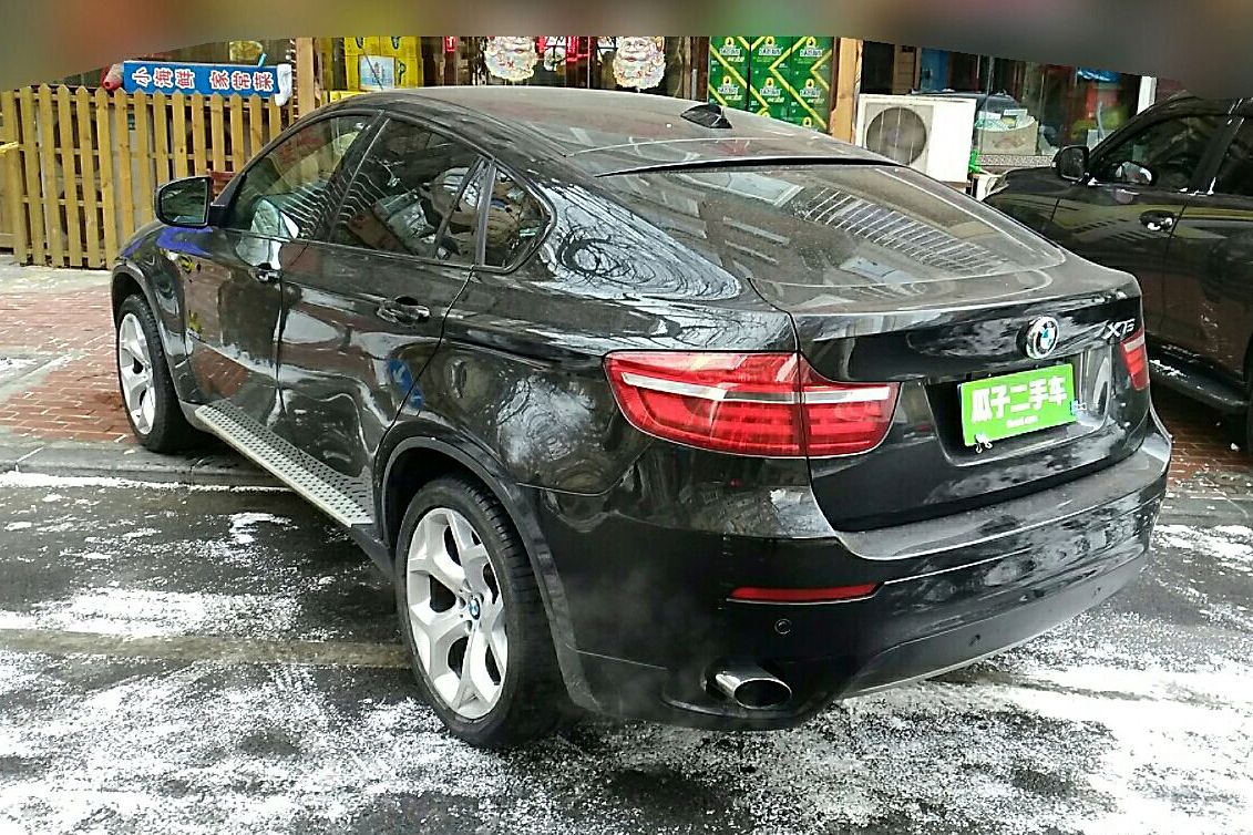 2012款 宝马x6 3.0 自动 美规