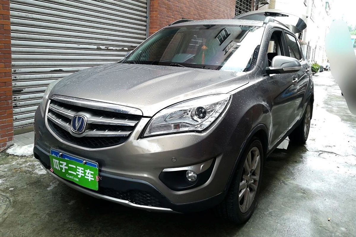 南海本田crv二手_二手长安cs35价格_到东市卖二手菱帅车的