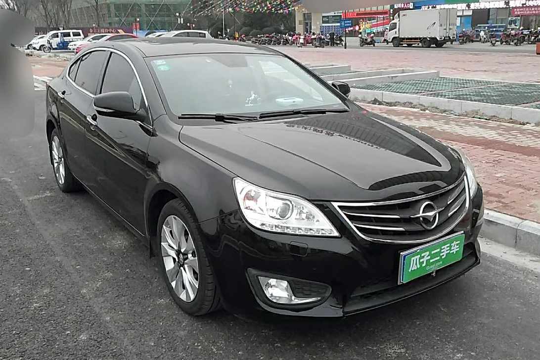 海马m8 2015款 1.8t 自动豪华型