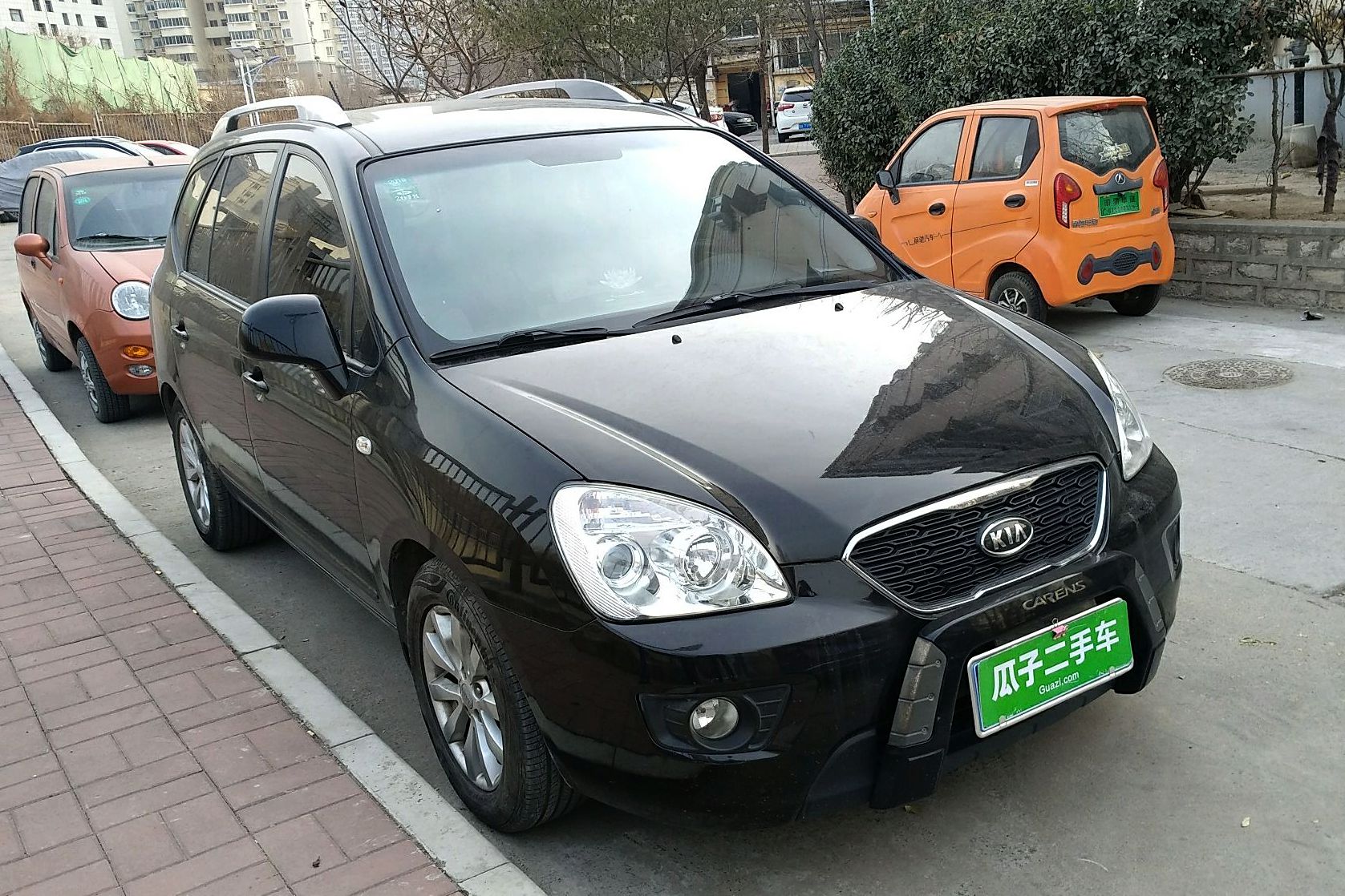 起亚新佳乐 2011款 2.0l 7座自动标准版(进口)