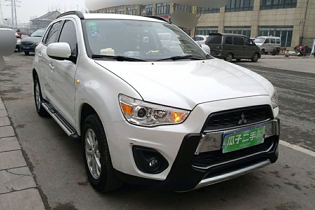 三菱劲炫asx 2013款 1.6l 手动两驱标准版