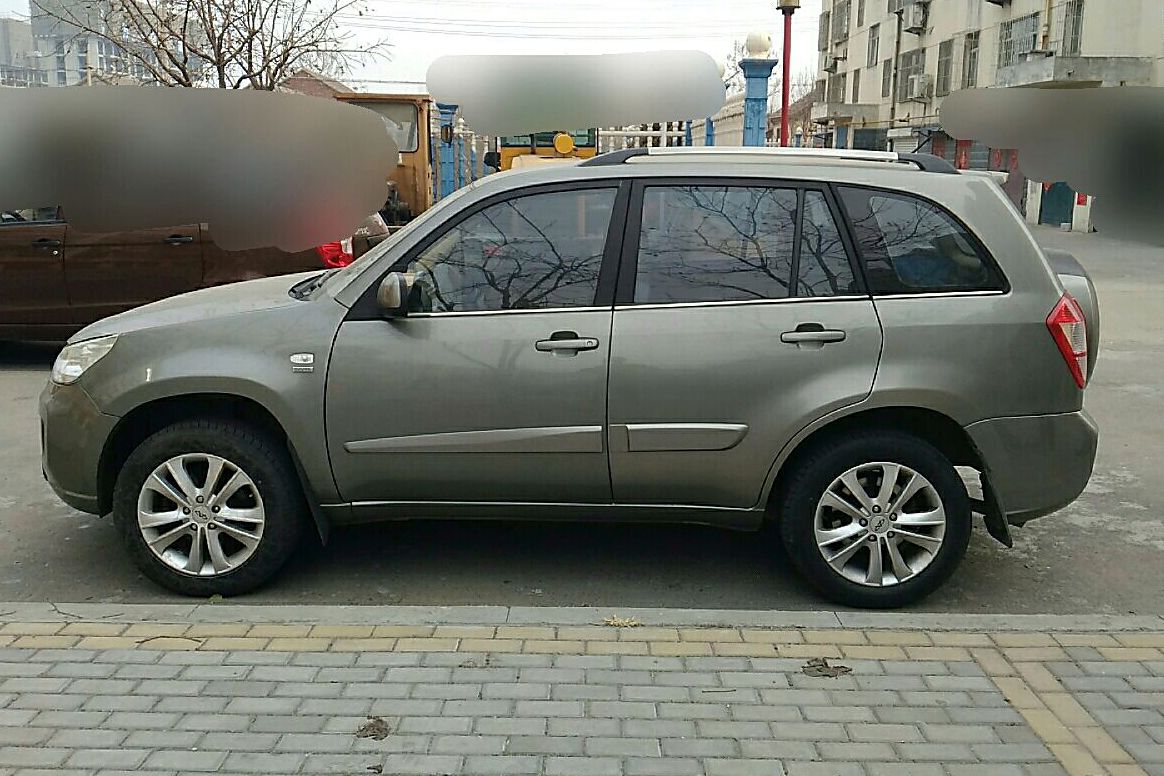 奇瑞瑞虎 2011款 精英版 1.6l 手动舒适型dvvt