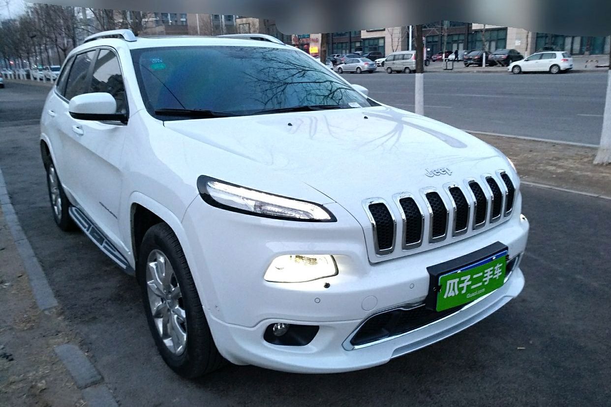 jeep自由光 2017款 2.4l 优越版