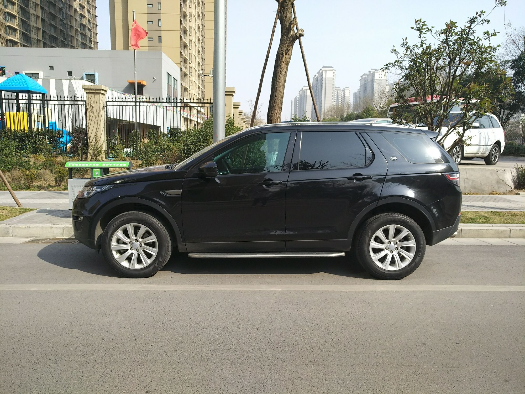 路虎发现神行 2016款 2.0t se