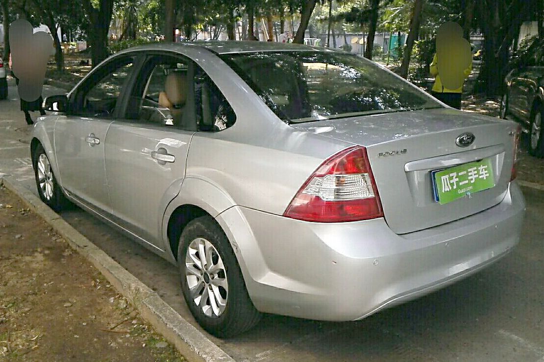 福特福克斯 2011款 三厢 1.8l 手动经典型 车辆图片
