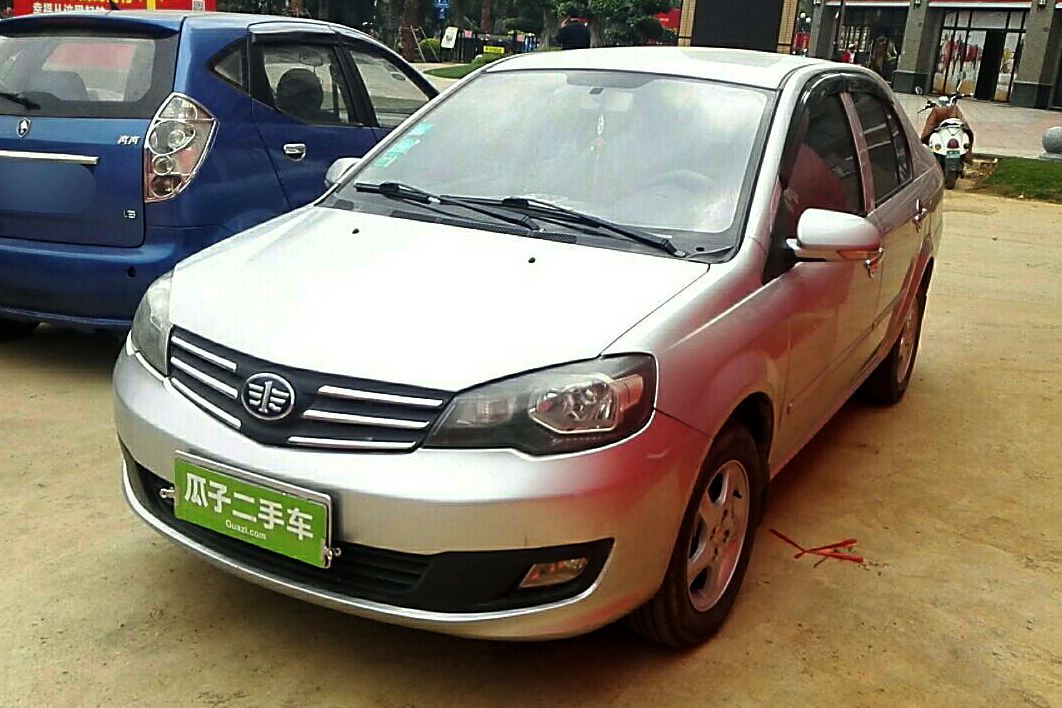 一汽威志v5 2012款 1.5l 手动精英型