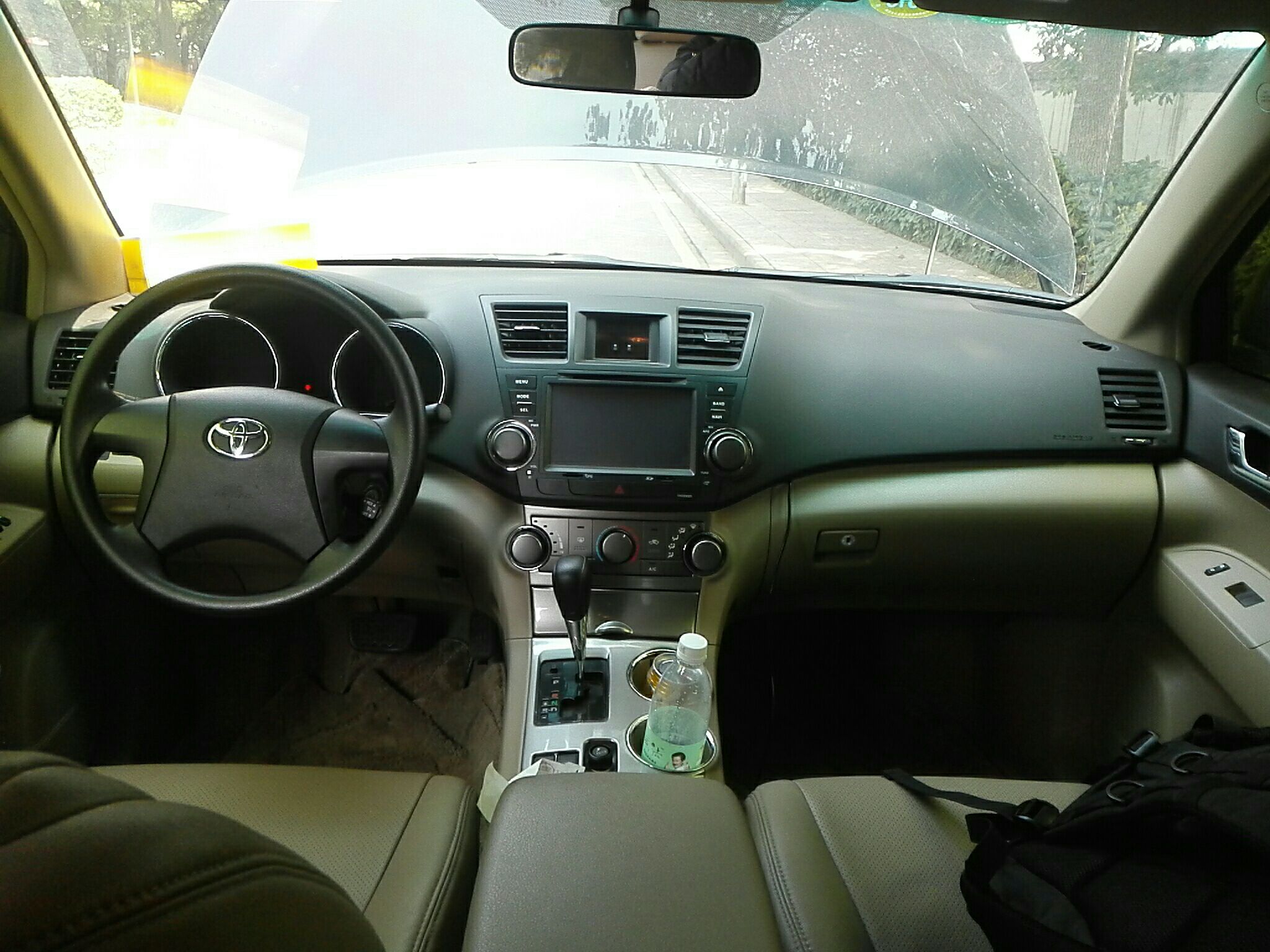 丰田汉兰达 2013款 2.7l 两驱5座紫金版
