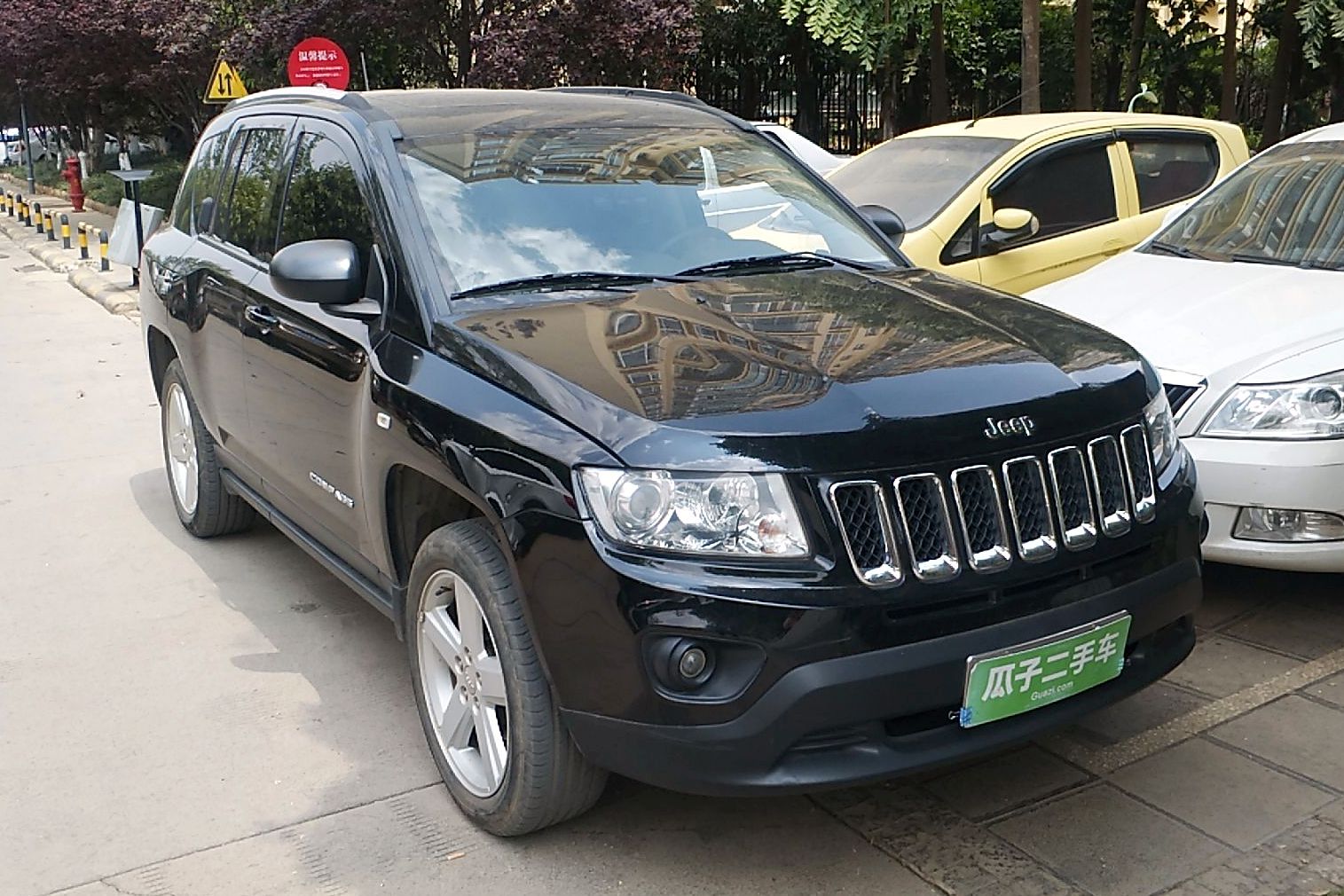 jeep指南者 2012款 2.0l 两驱豪华版(进口)