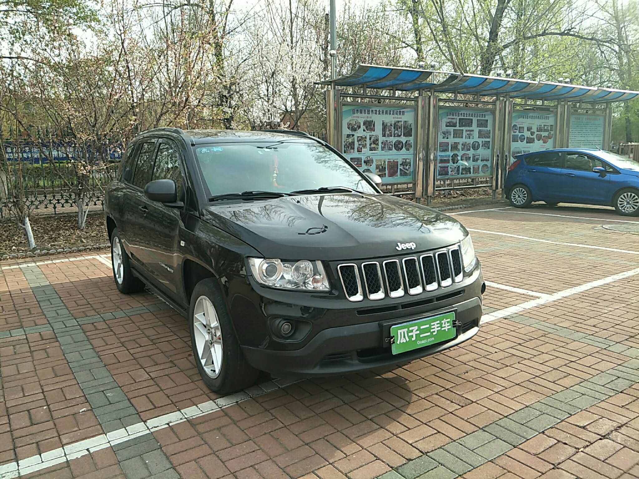 jeep指南者 2013款 2.4l 四驱豪华版(进口)