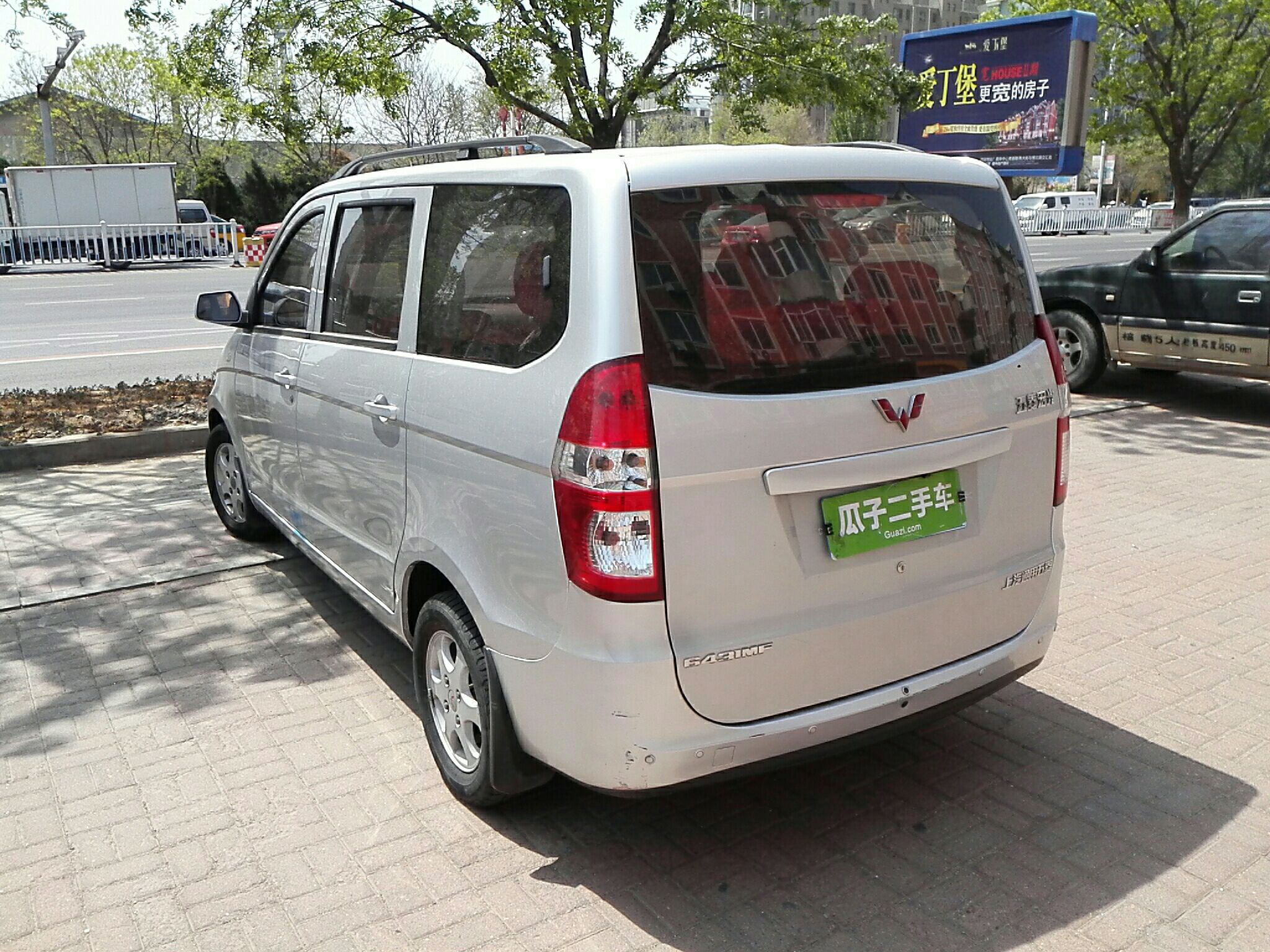 五菱宏光 6430m 2010款 1.4l 手动 标准型