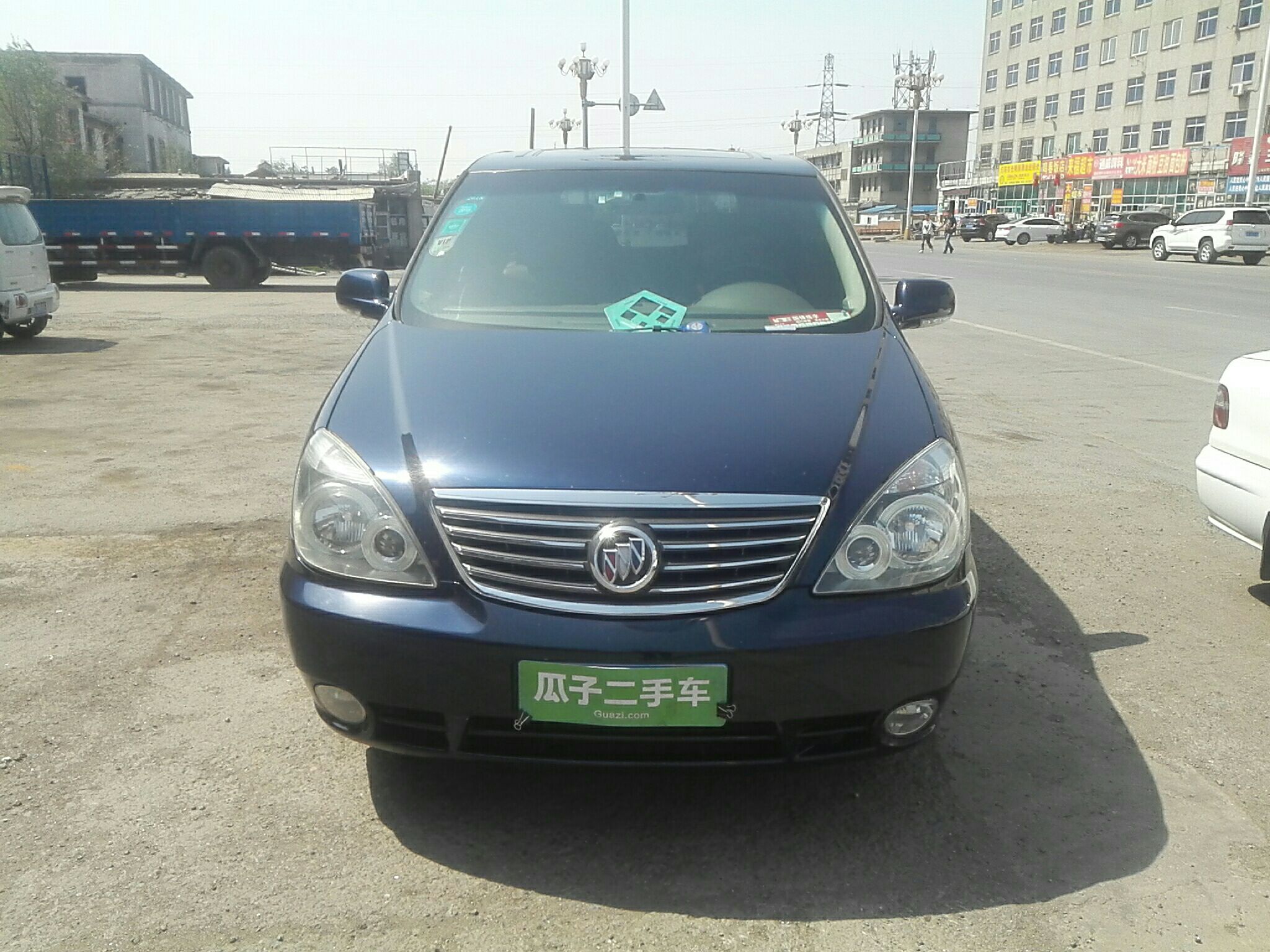 别克陆尊 2006款 3.0l 自动 7座 xt导航型(国)