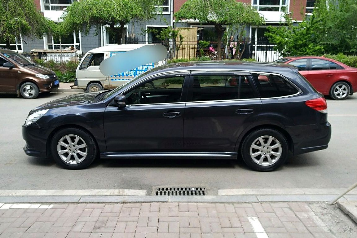 2010款 斯巴鲁 力狮 旅行车 2.0l自动挡