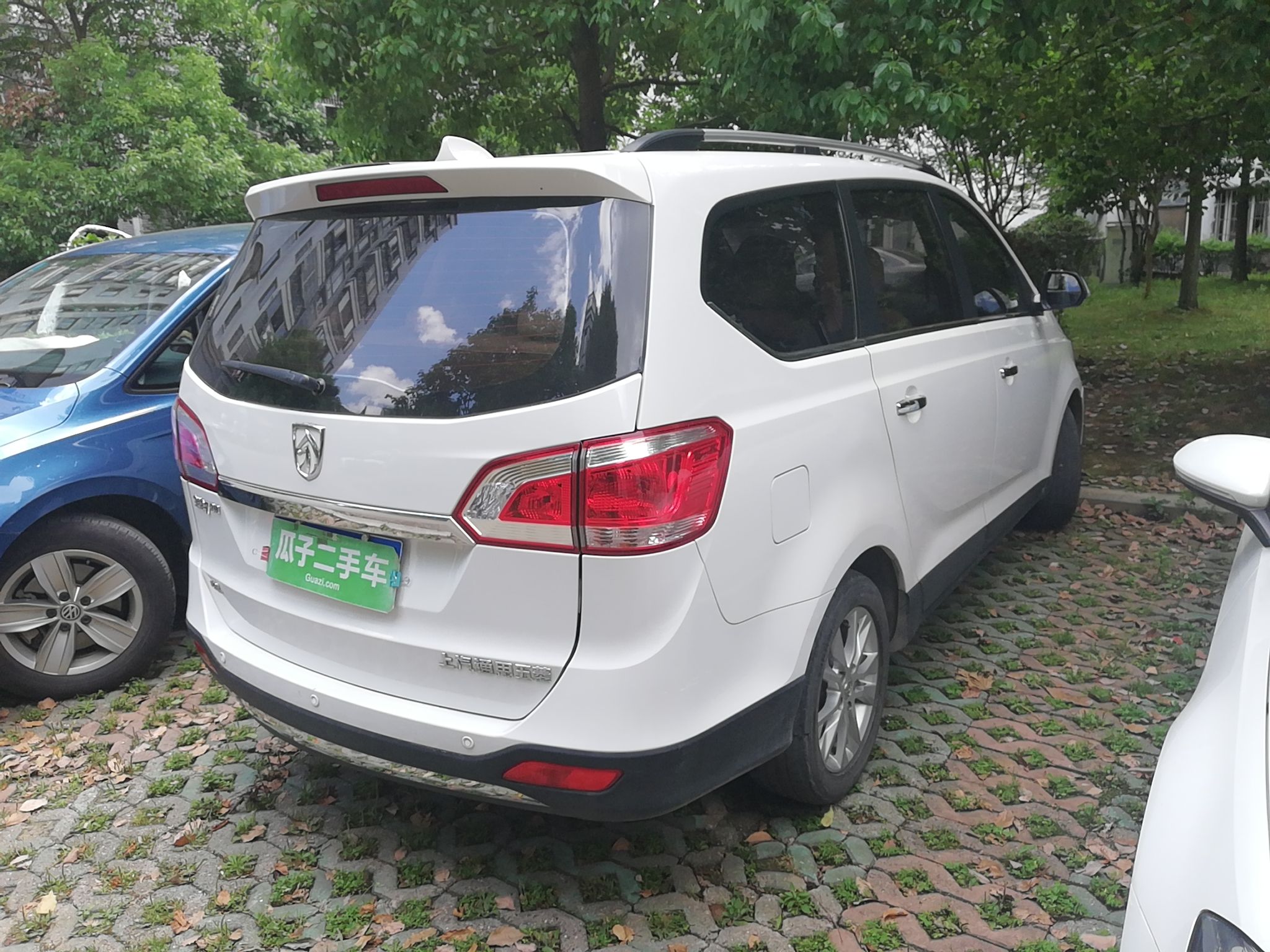 宝骏730 2015款 1.8l 手动舒适esp版 7座