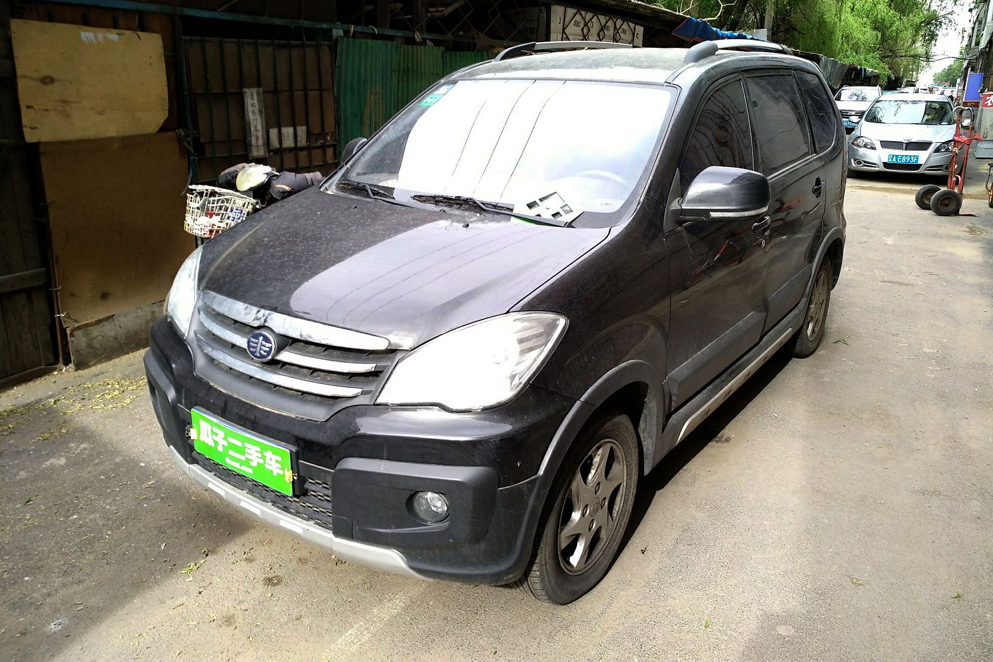 一汽 森雅s80 2013款 1.5l 手动5座时尚豪华型