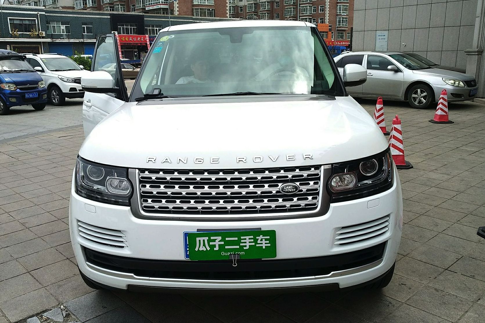 绵阳路虎揽胜3.0t白色 自动二手车【价格 图片 报价
