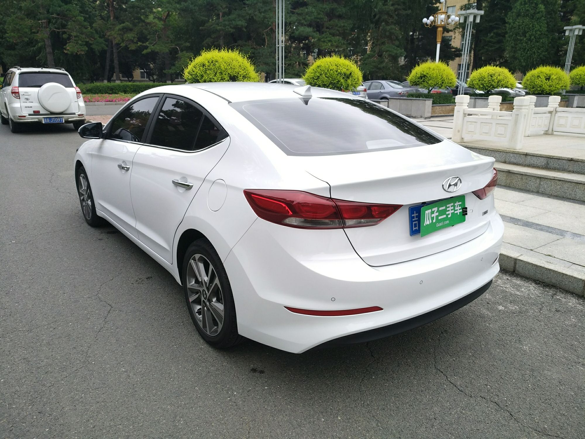 现代 领动 2018款 1.6l 自动15周年特别版