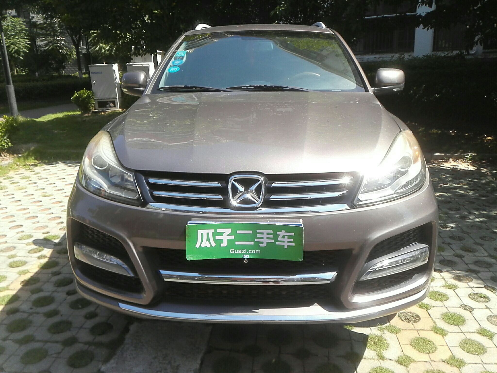 江铃 驭胜s350 2013款 2.4t 自动两驱柴油豪华版5座