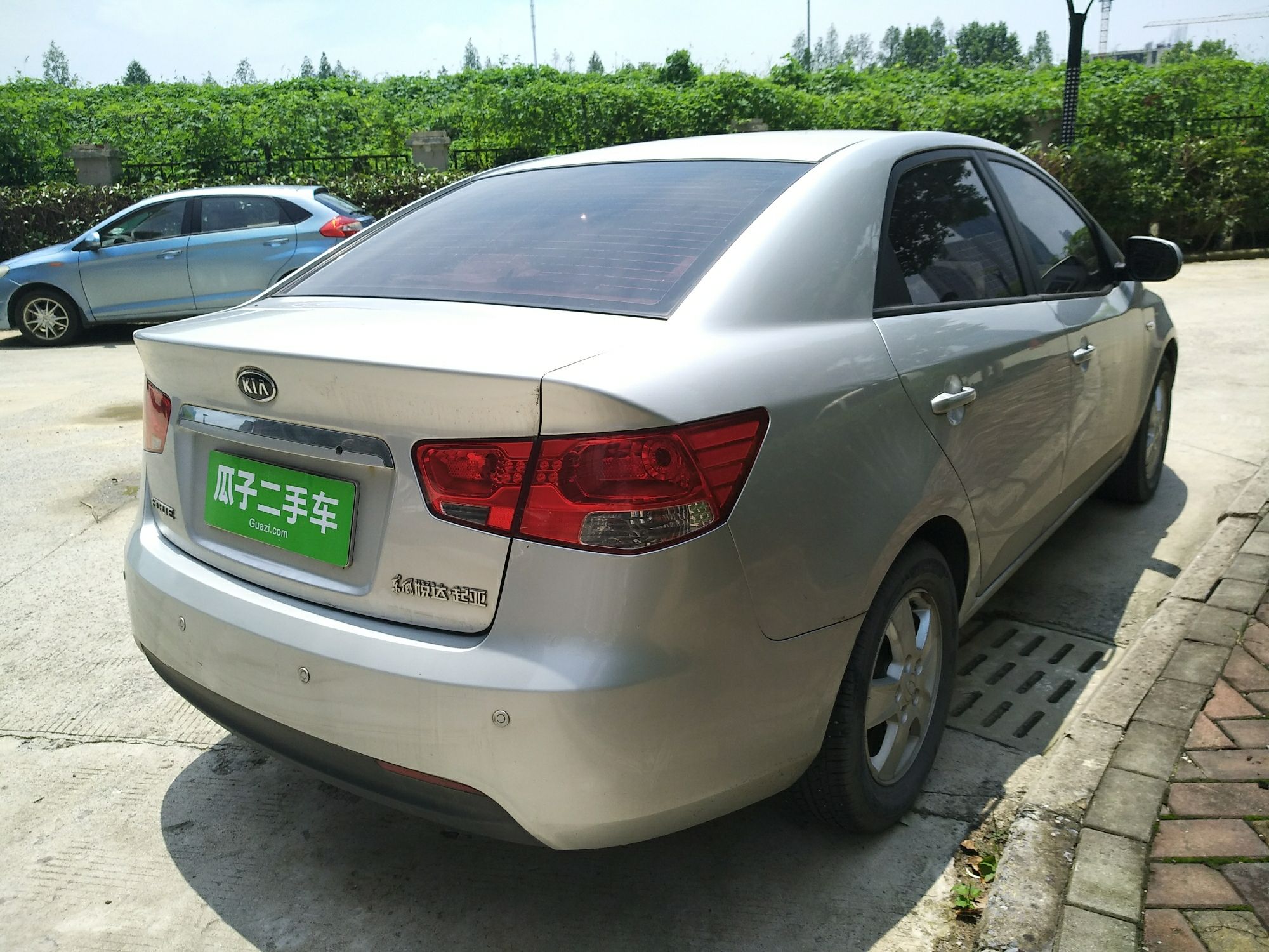 起亚 福瑞迪 2009款 1.6l at gl