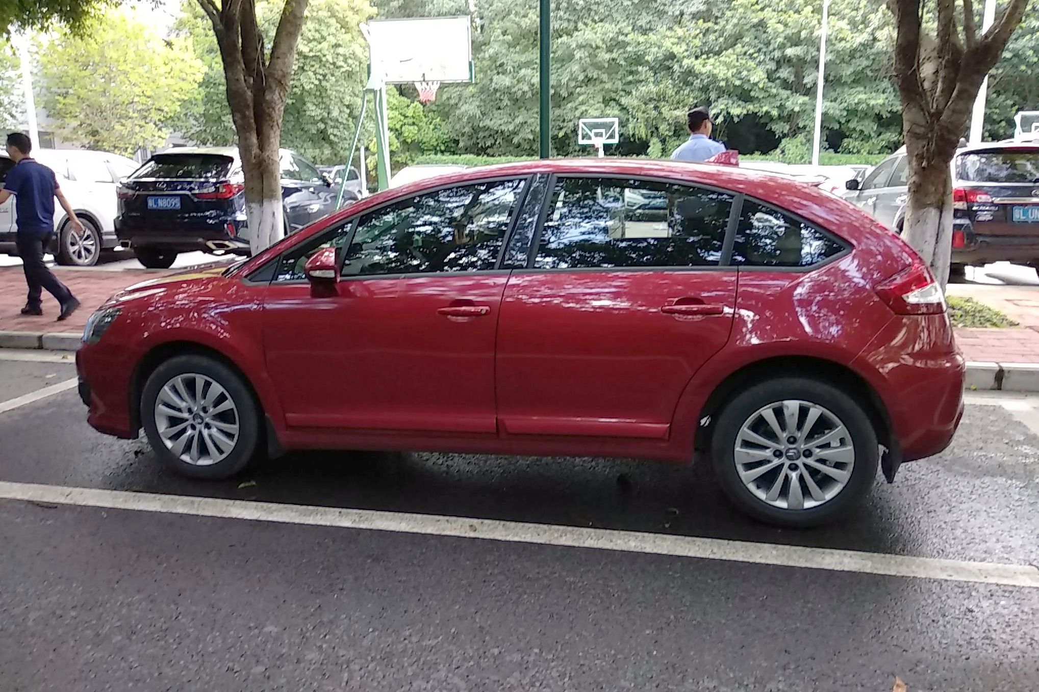 雪铁龙 世嘉 2013款 两厢 1.6l 自动乐尚型