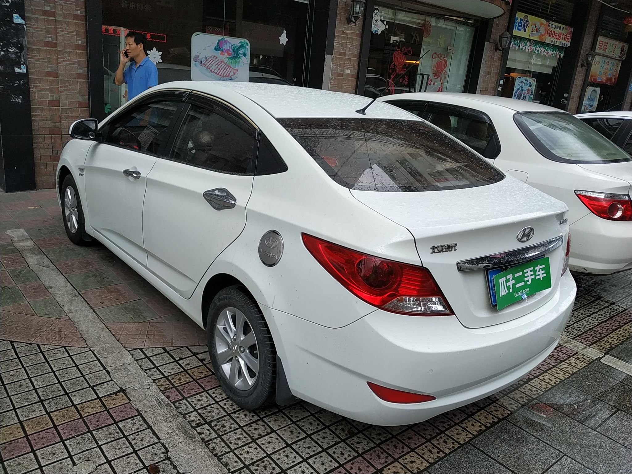 现代 瑞纳 20款 三厢 1.4l 自动标准型gl