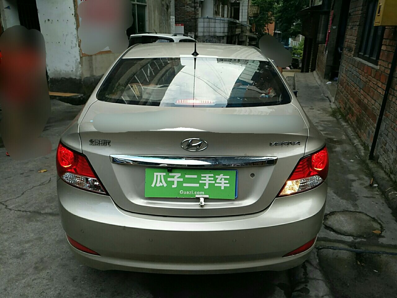 现代 瑞纳 2010款 三厢 1.4l 手动舒适型gs