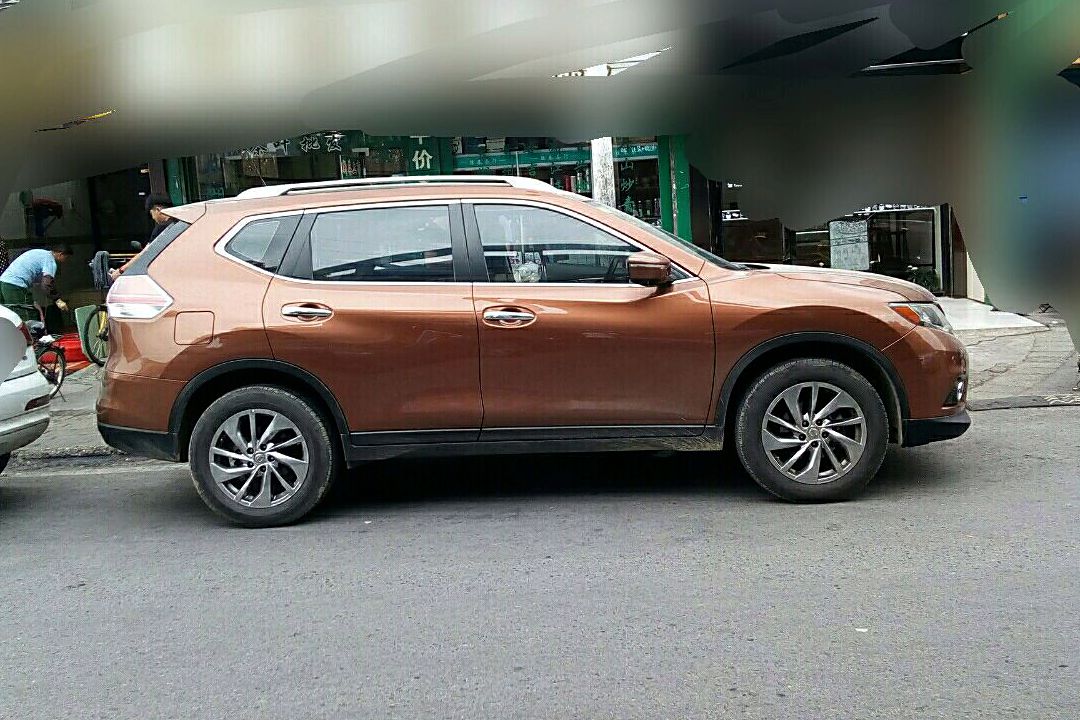 日产 奇骏 2014款 2.5l cvt至尊版 4wd