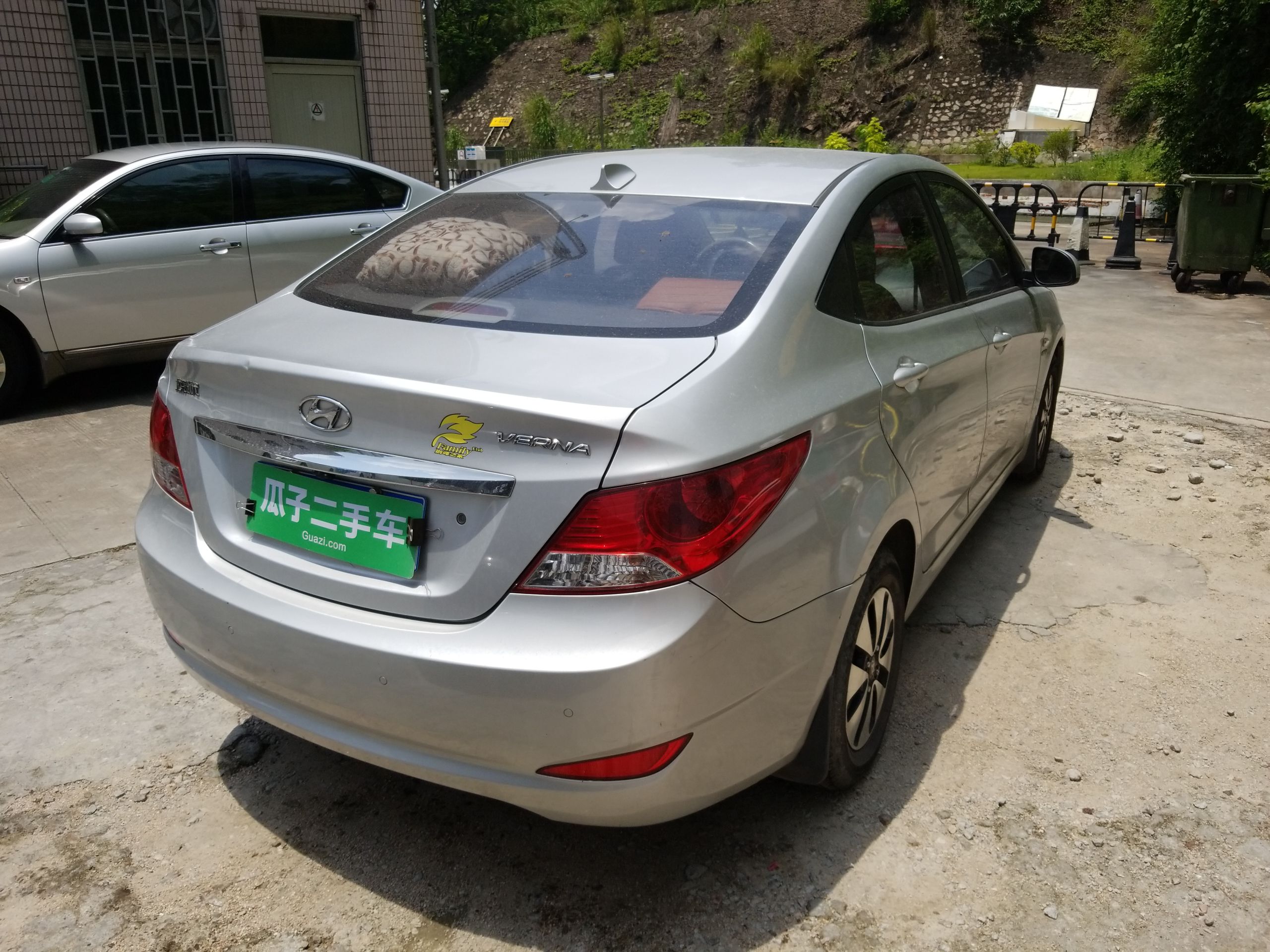 现代 瑞纳 2010款 三厢 1.4l 手动舒适型gs
