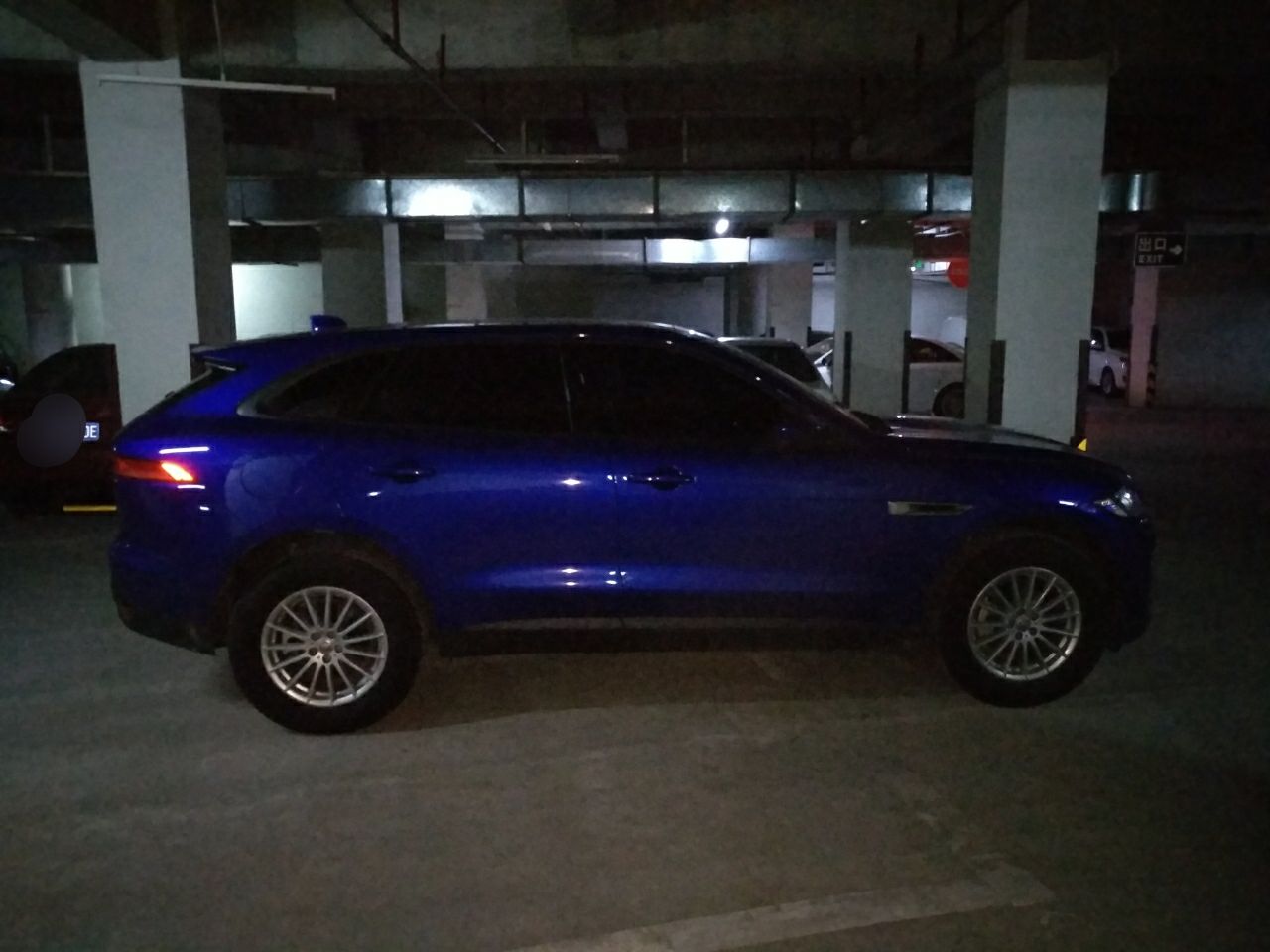 捷豹f-pace 2018款 2.0t 两驱都市尊享版