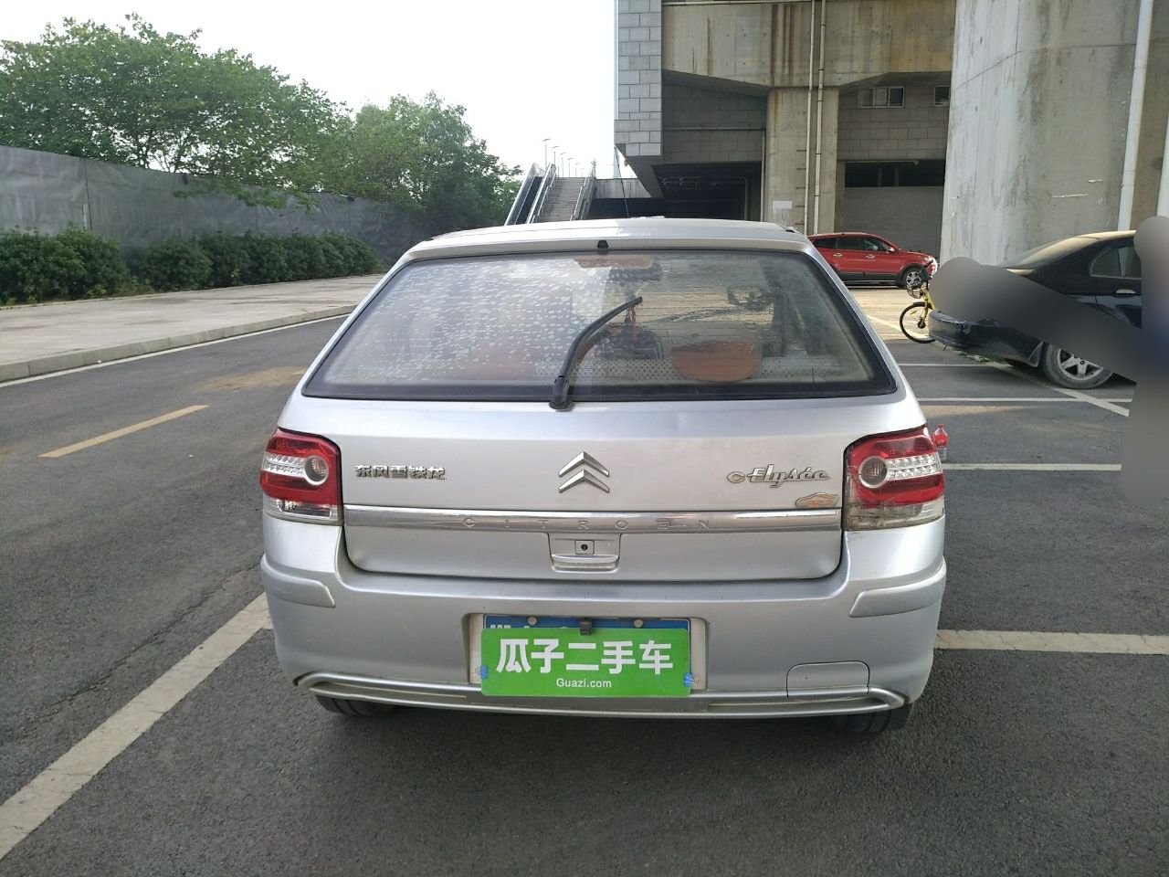 雪铁龙 爱丽舍 2011款 两厢 1.6l 手动科技型