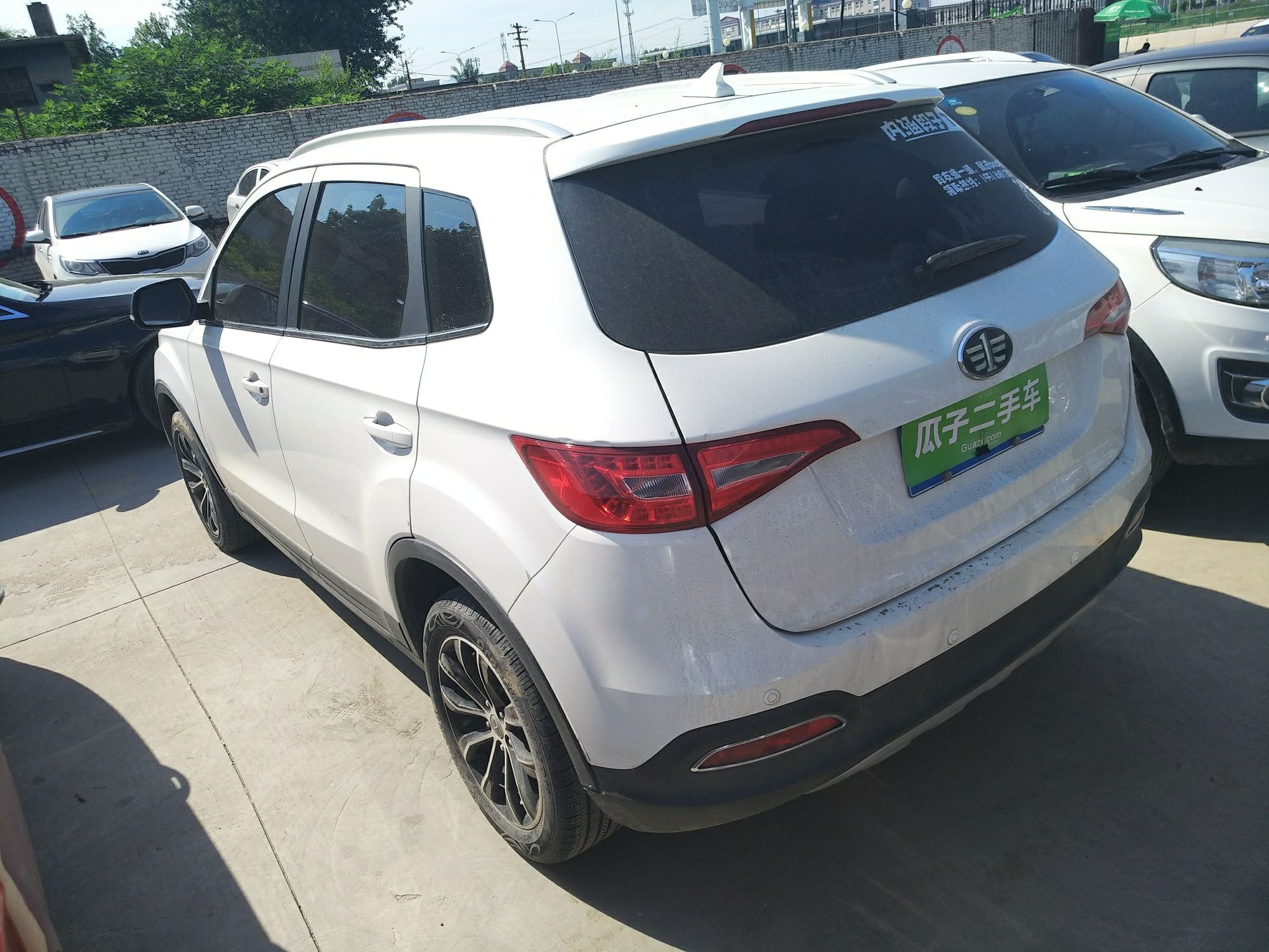 一汽 森雅r7 2016款 1.6l 手动智能型