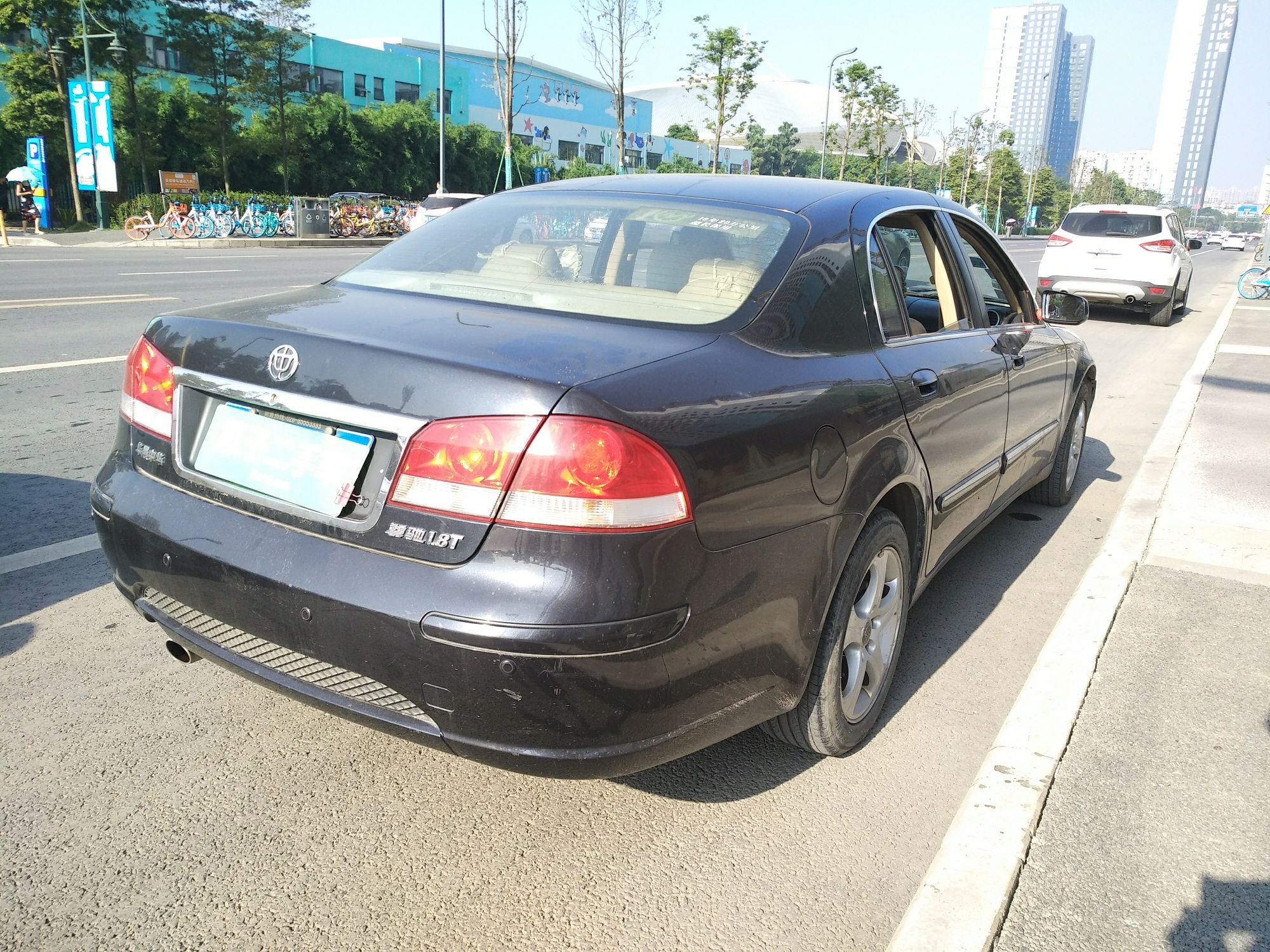 中华 尊驰 2008款 1.8t 手动豪华型