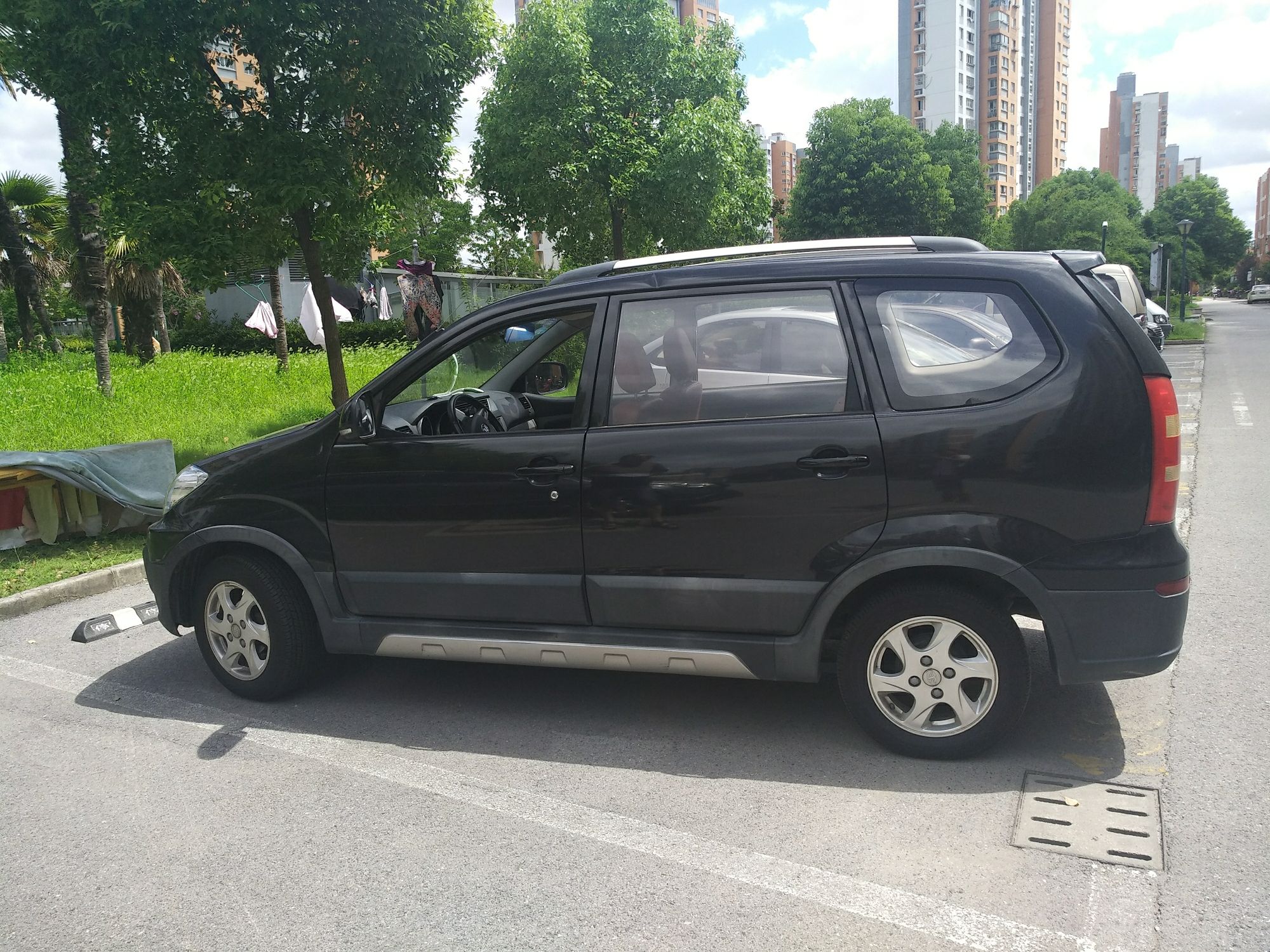 一汽 森雅s80 2013款 1.5l 手动5座时尚舒适型