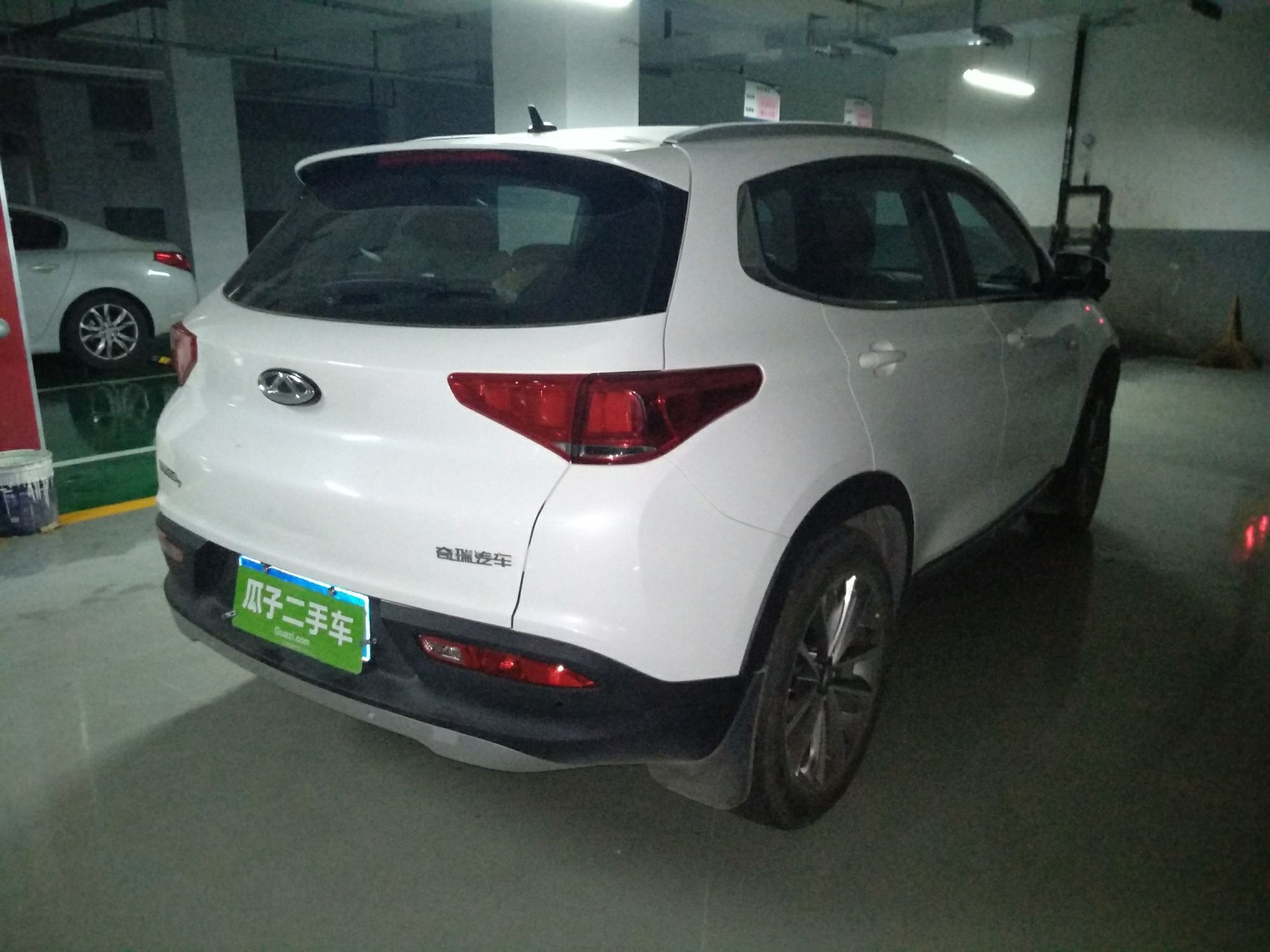 奇瑞 瑞虎7 2017款 2.0l cvt耀领版