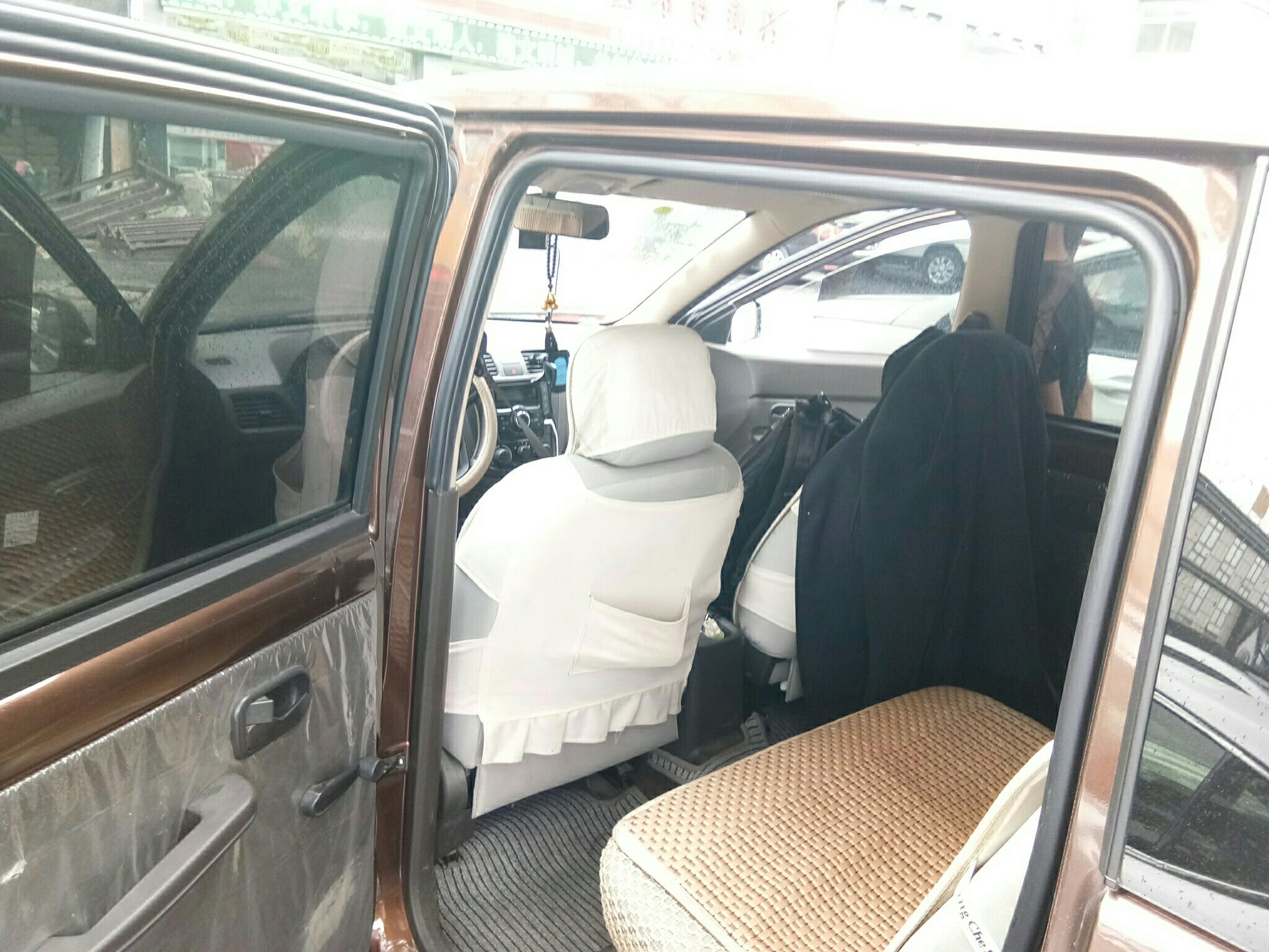 五菱宏光 s 2015款 1.5l 手动 5座 基本型