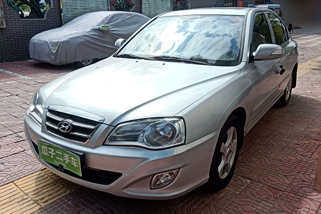 现代 伊兰特 2011款 1.6l 手动舒适型