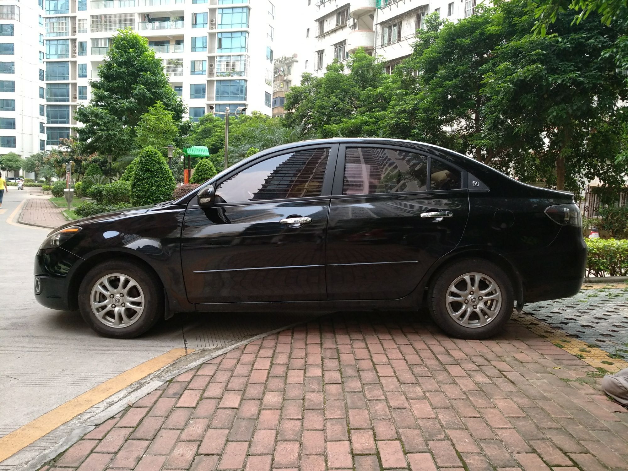 长安 悦翔 2012款 三厢 1.5l 手动豪华型