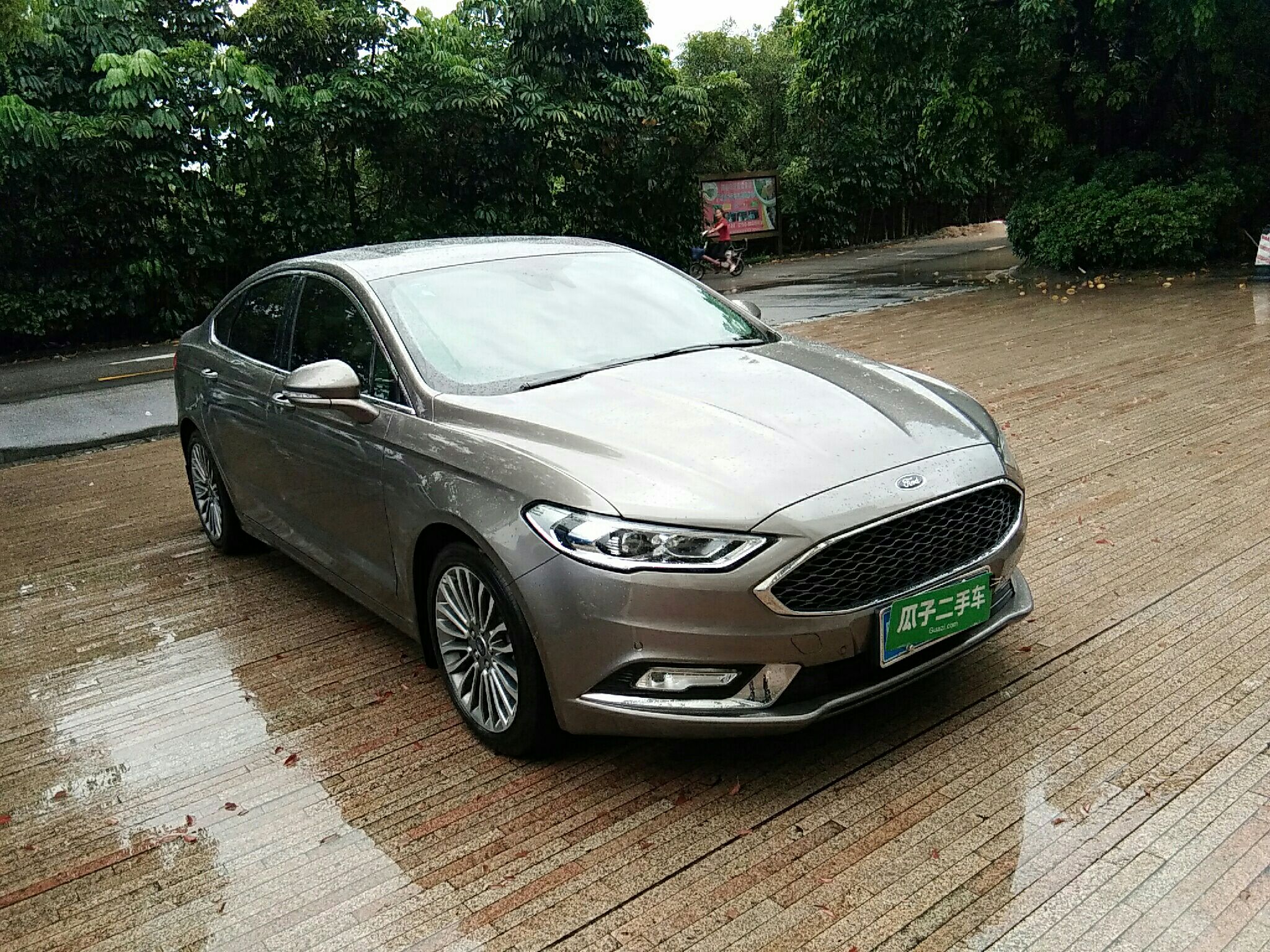 福特蒙迪欧 2017款 2.0t 自动 ecoboost245旗舰型 (国Ⅴ)