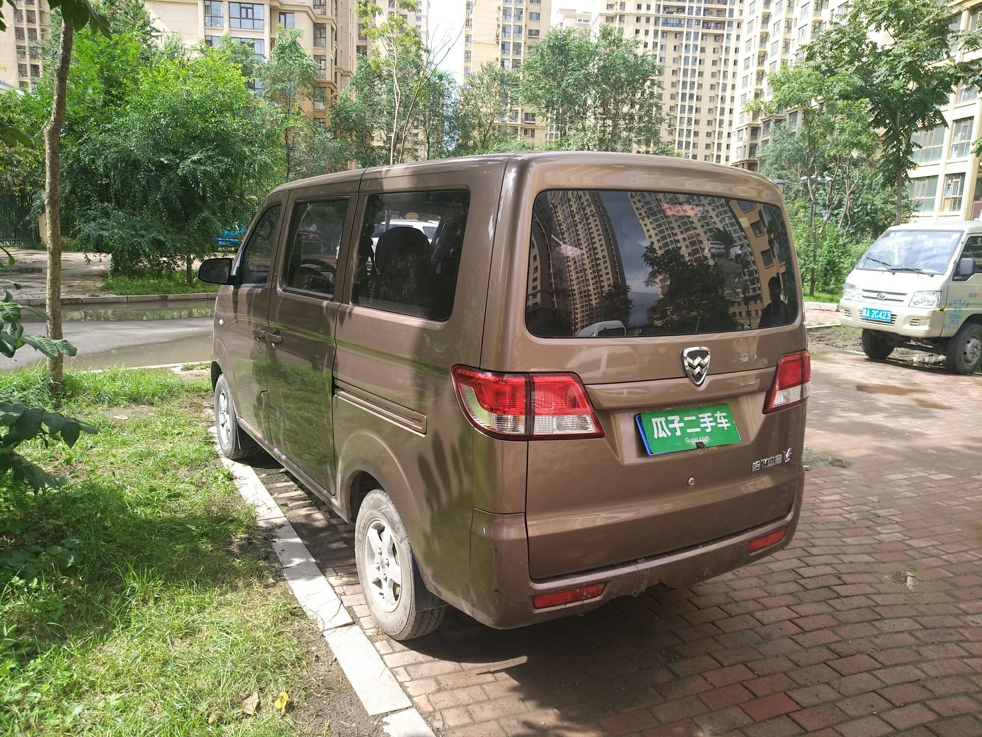 哈飞 中意v5 2013款 1.3l豪华型m13r