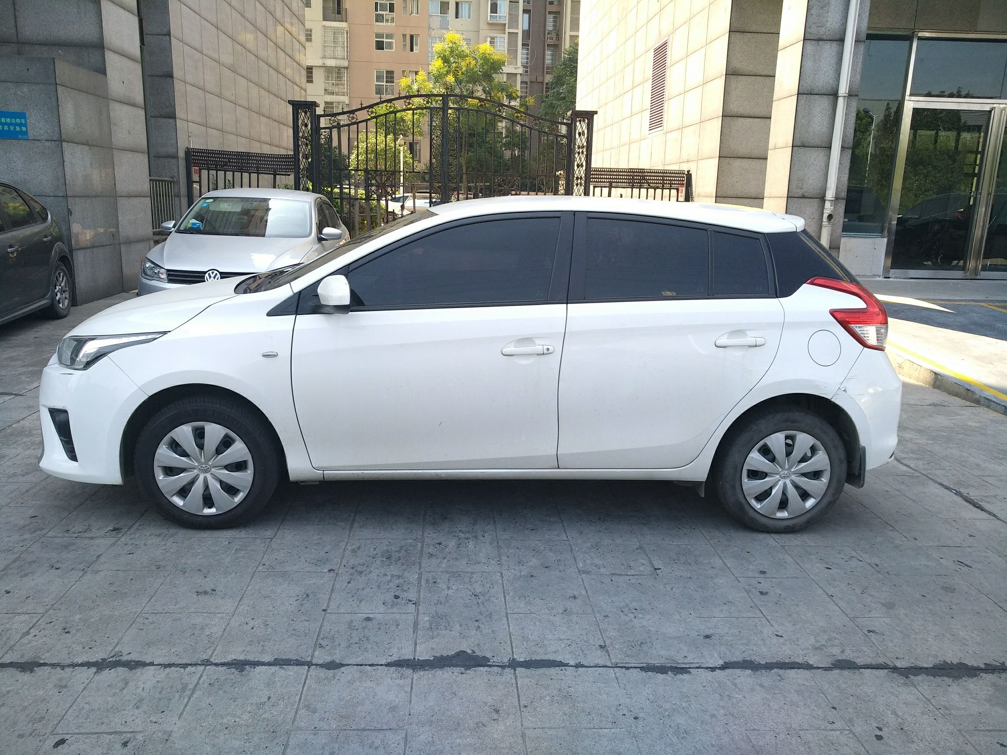 丰田yaris l 致炫 2015款 1.5e 自动魅动版