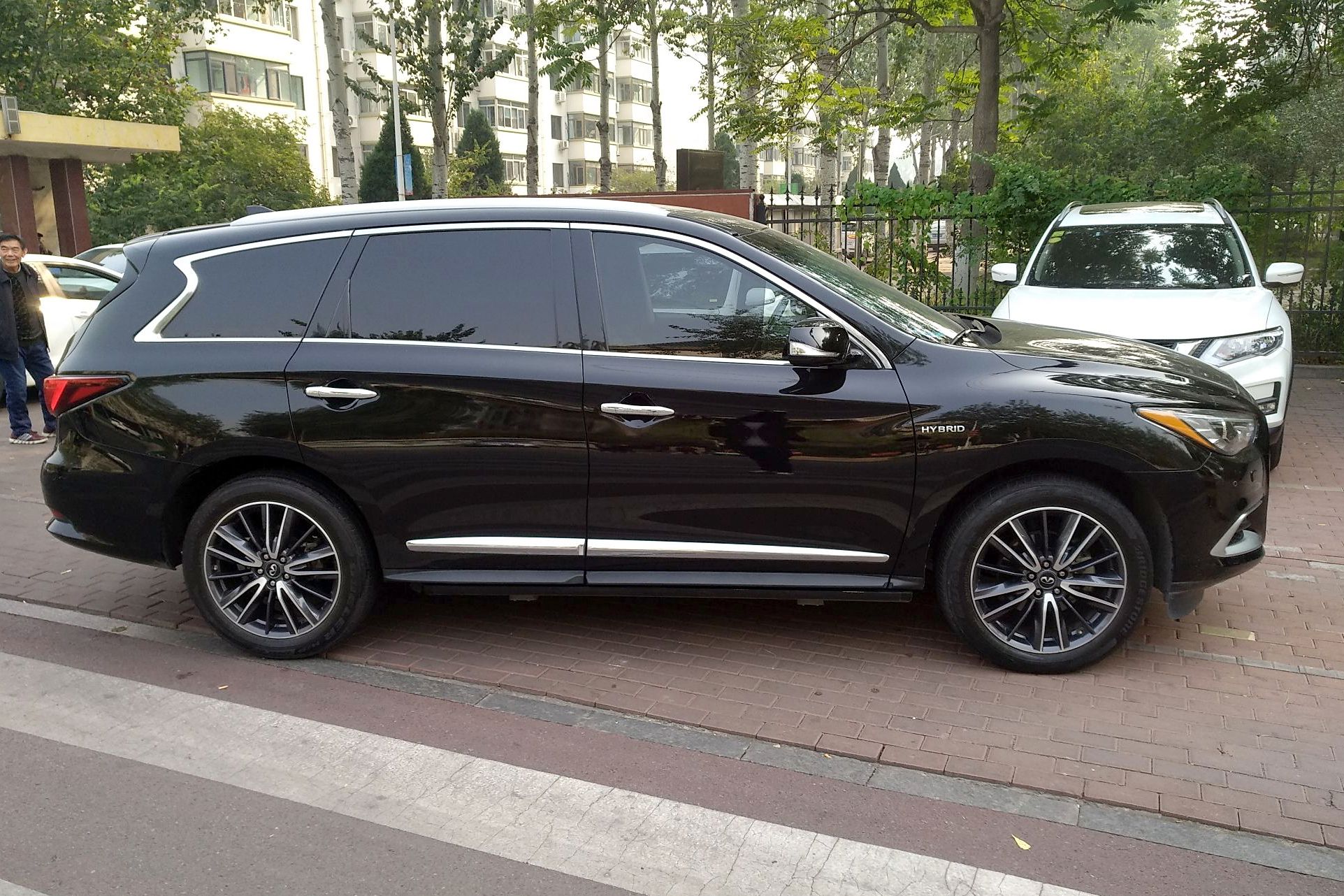 英菲尼迪qx60 2016款 2.5t hybrid 两驱卓越版(进口)