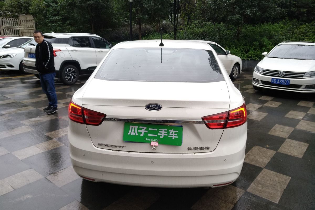 2017款福睿斯参数,2016款福睿斯参数 福特 福睿斯 2017款 幸福版 1.5l 自动时尚型