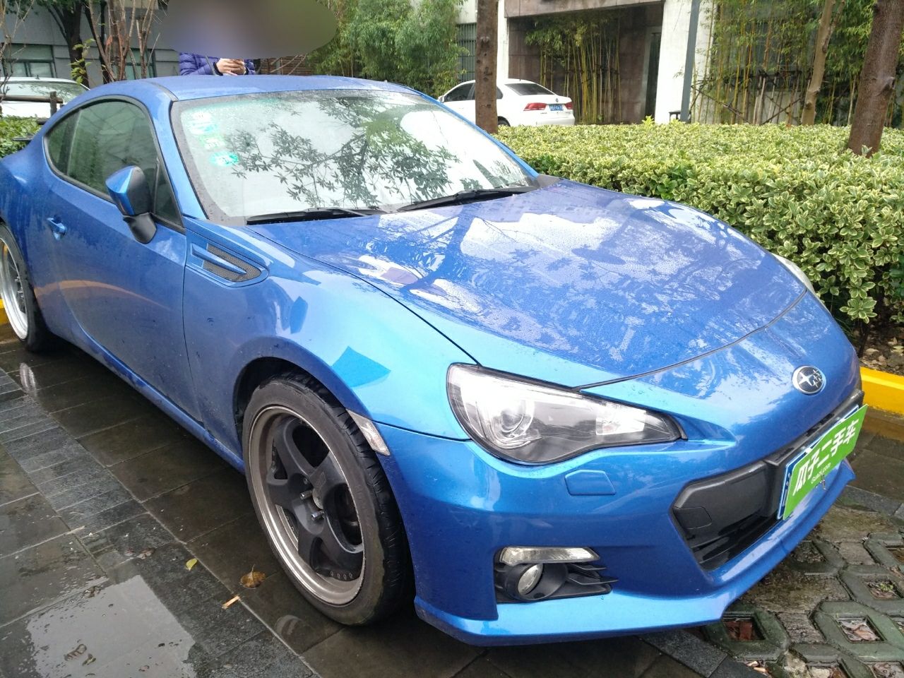 斯巴鲁brz 2013款 2.0i 自动豪华型