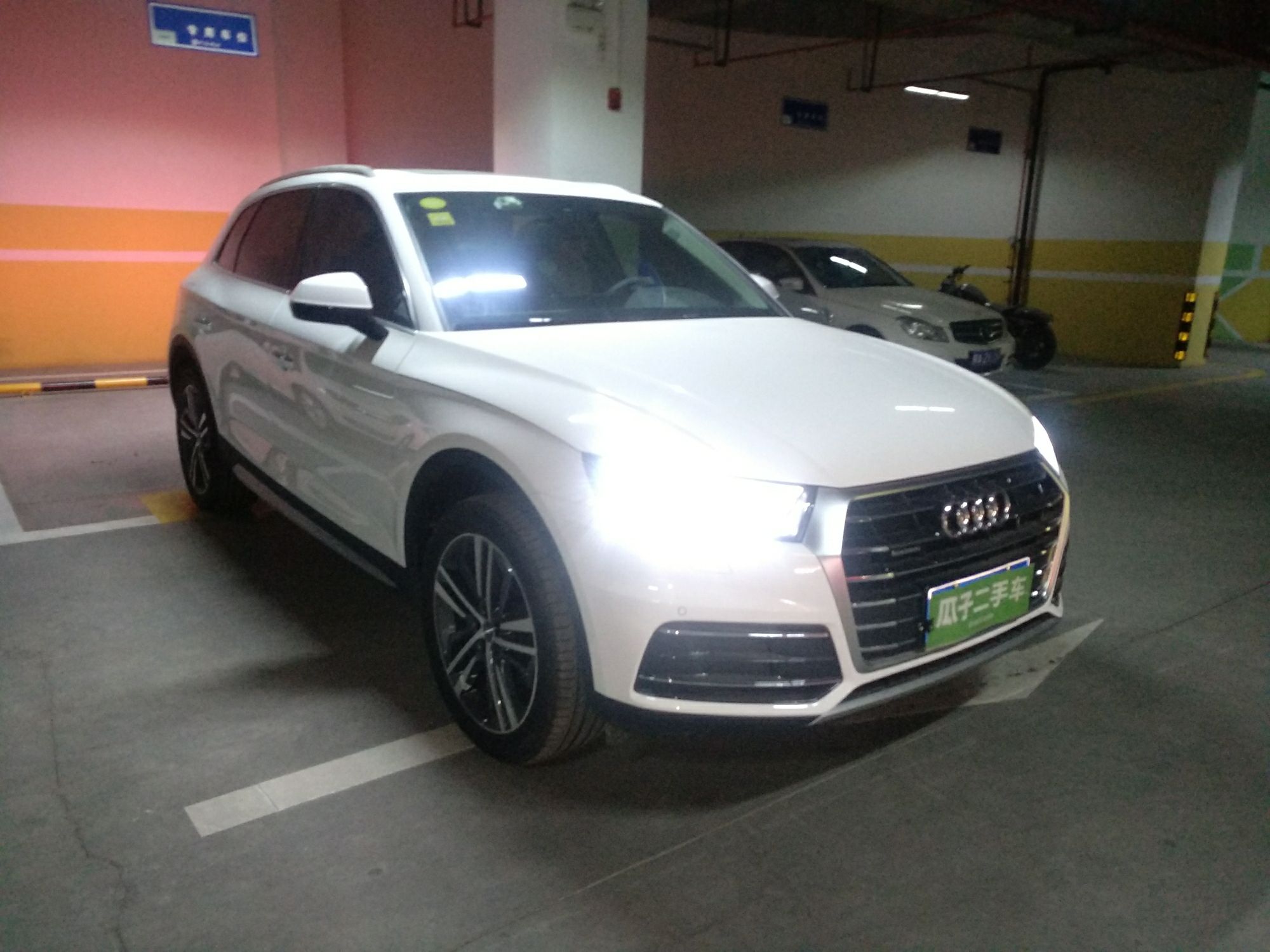 奥迪q5l 2018款 45 tfsi 尊享风雅型