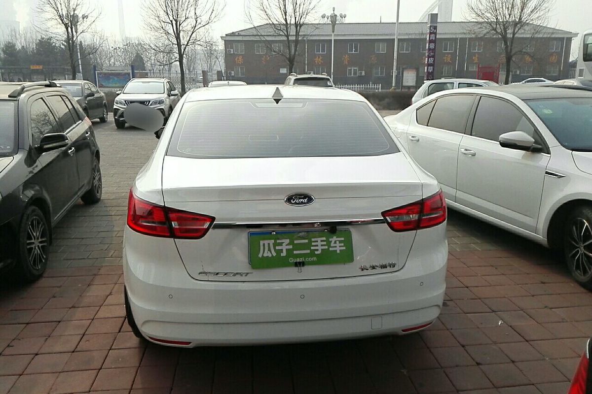 2015款福睿斯参数配置,2015款福睿斯 福特 福睿斯 2015款 1.5l 手动舒适型