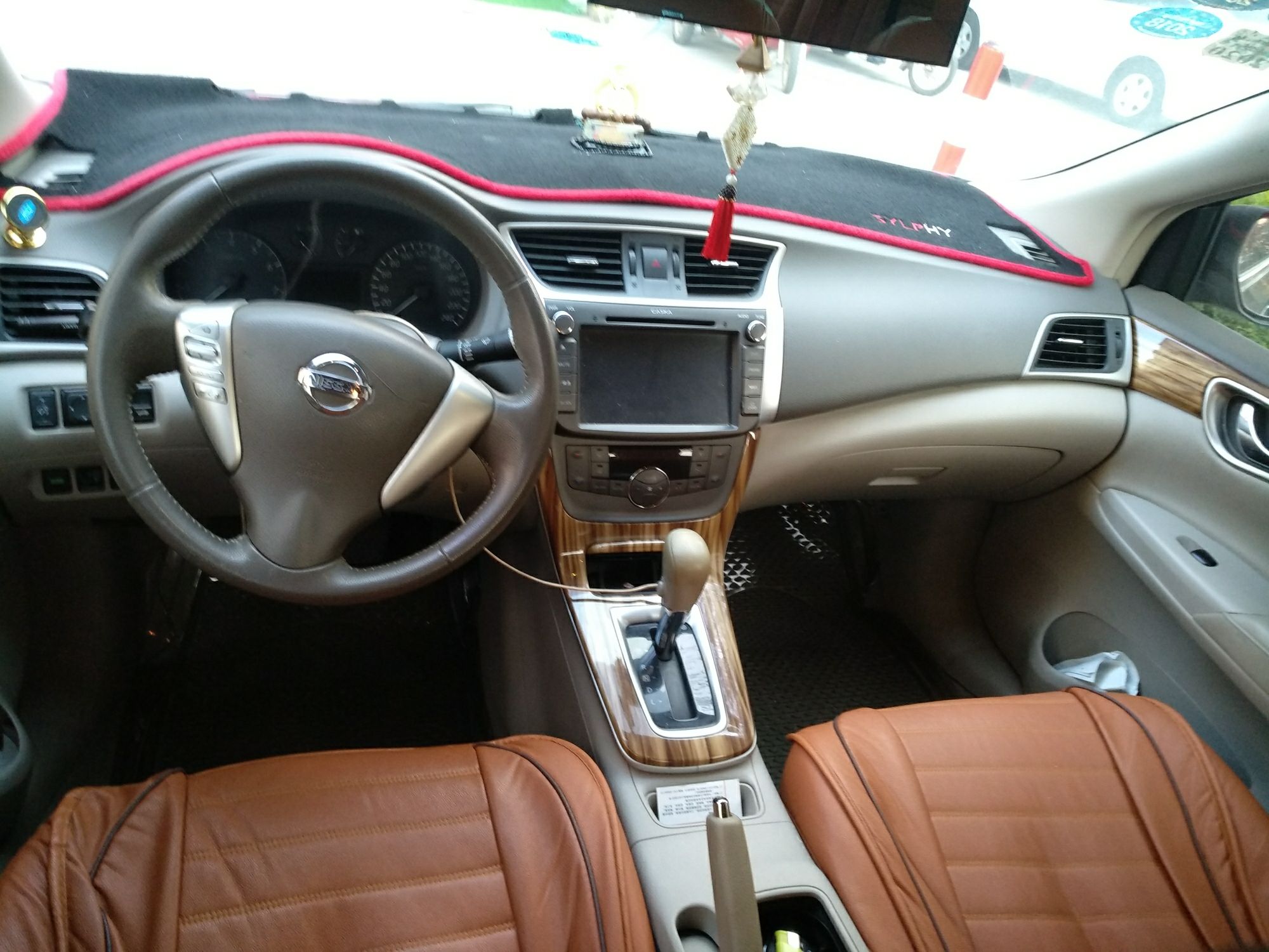 日产 轩逸 2014款 1.6xv cvt尊享版
