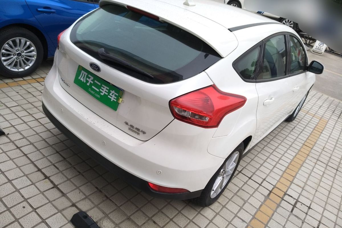 2018款福克斯两厢参数,2016款福克斯两厢参数 福特 福克斯 2018款 两厢 ecoboost 125 自动超能风尚型智行版