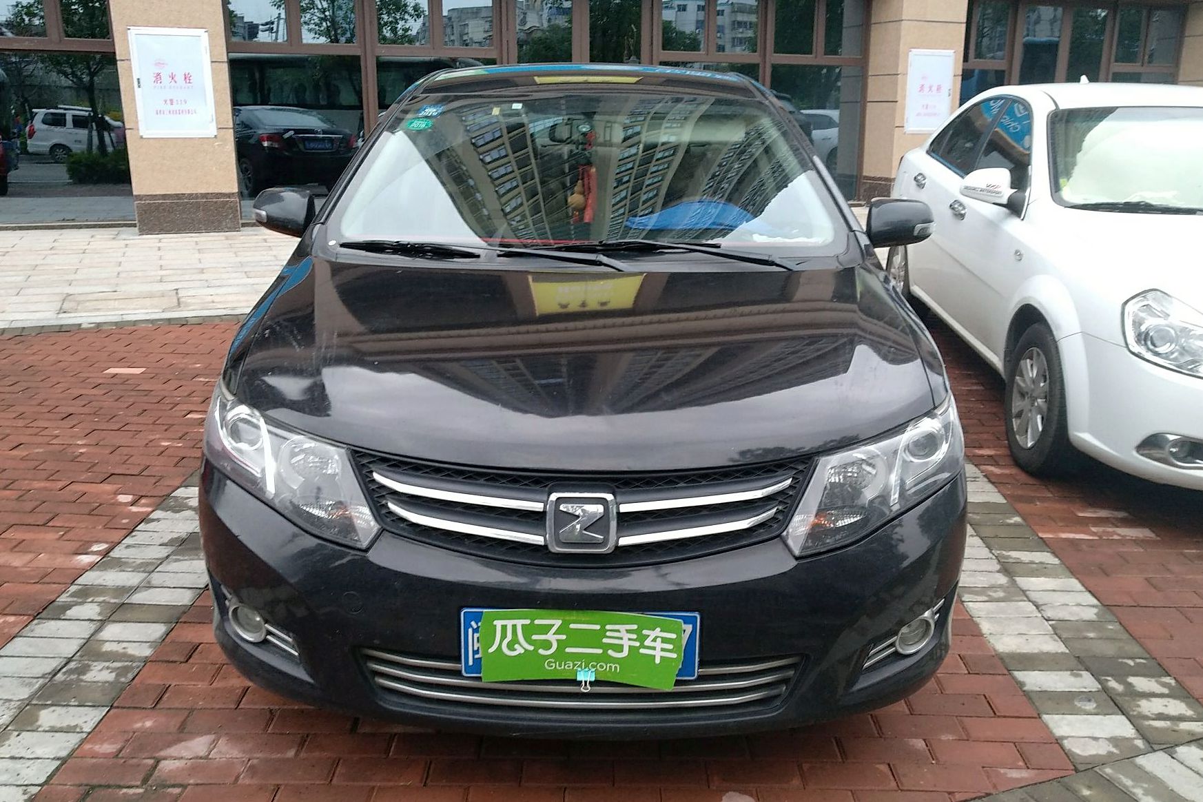 众泰z300 2013款 1.5l 手动豪华型
