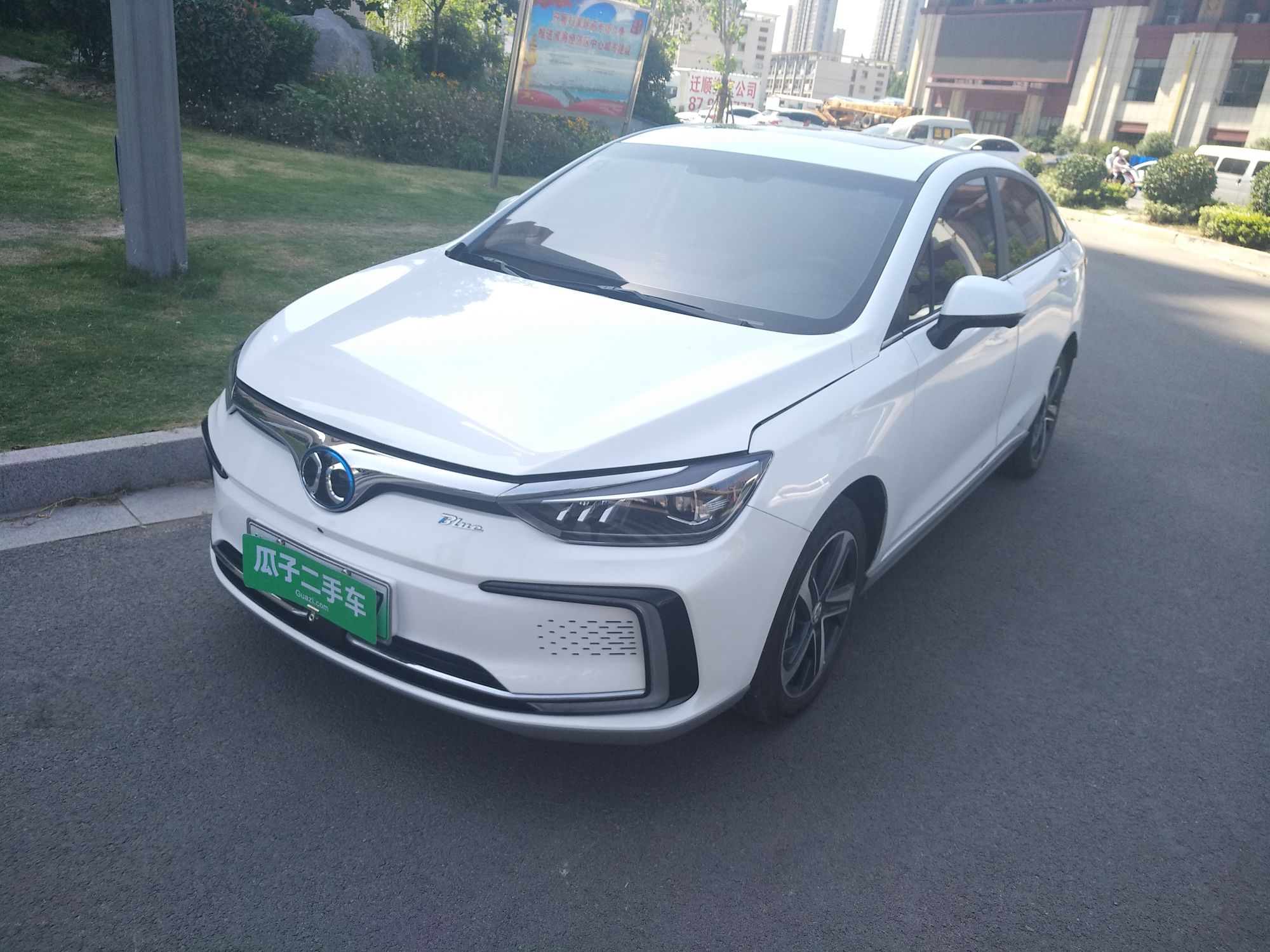 eu系列 北汽新能源 eu5系列 2018款 r500 智风版